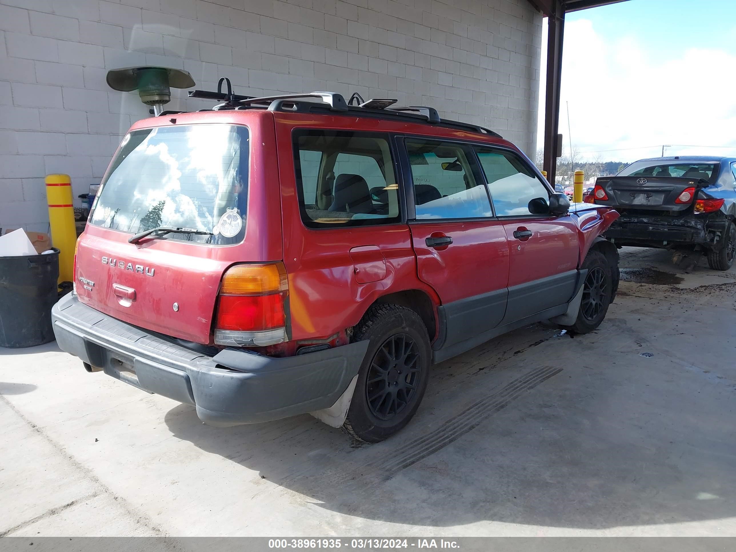 Photo 3 VIN: JF1SF6356YG730683 - SUBARU FORESTER 