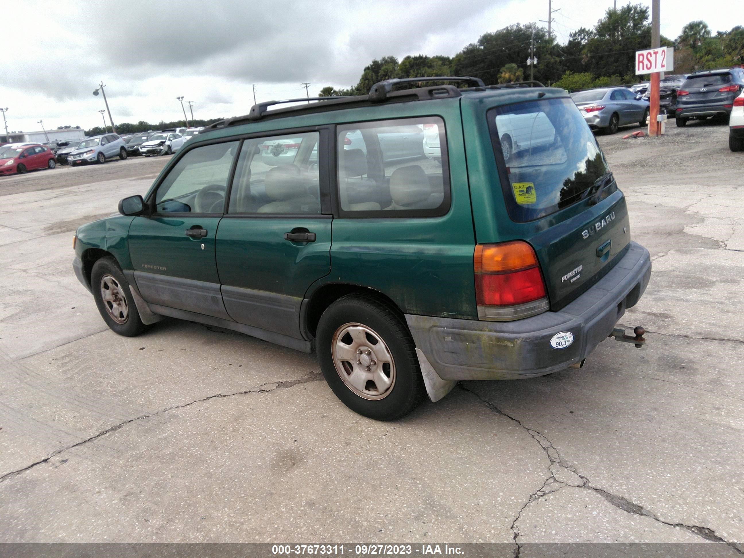 Photo 2 VIN: JF1SF6356YH708726 - SUBARU FORESTER 