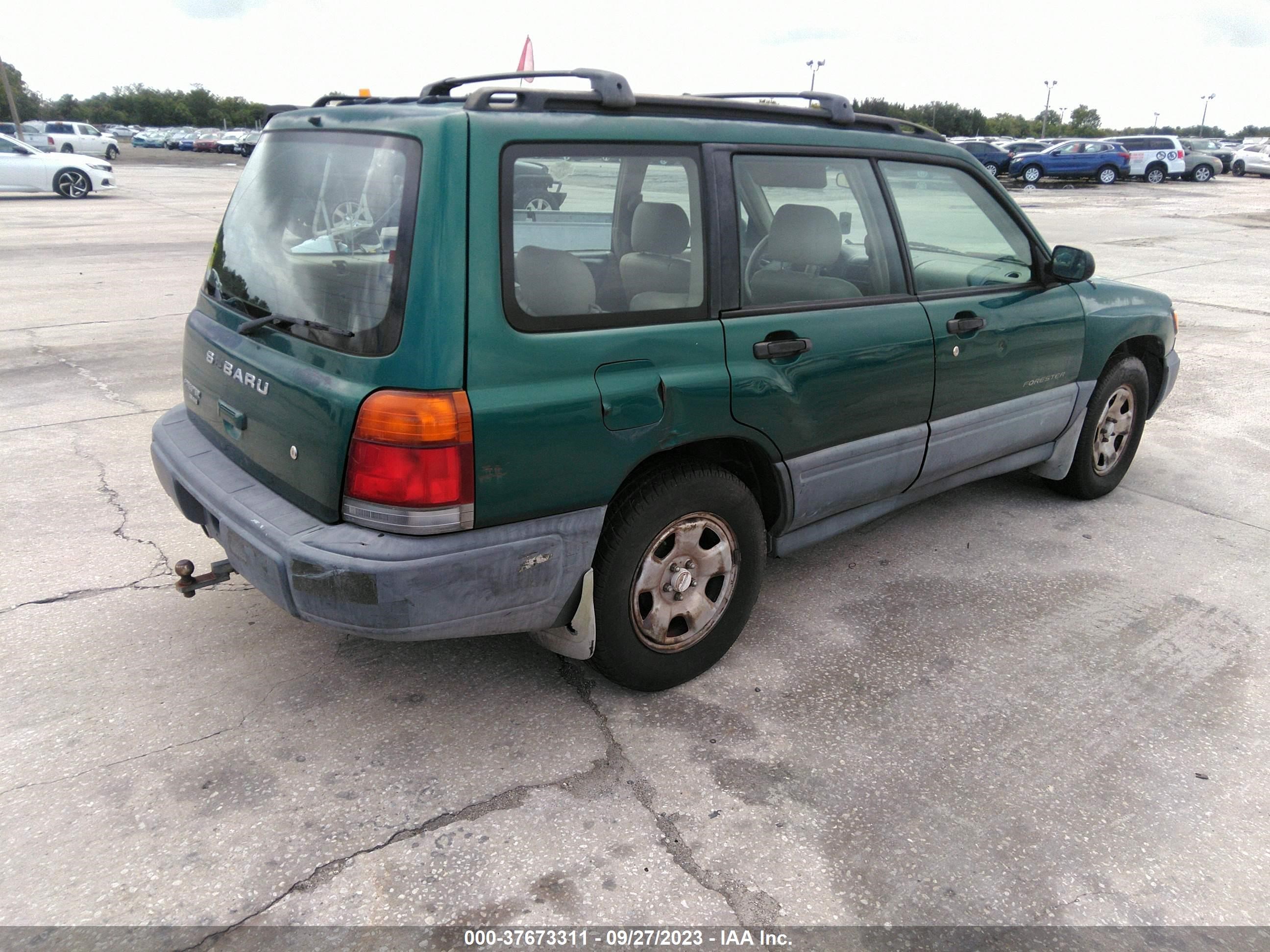 Photo 3 VIN: JF1SF6356YH708726 - SUBARU FORESTER 