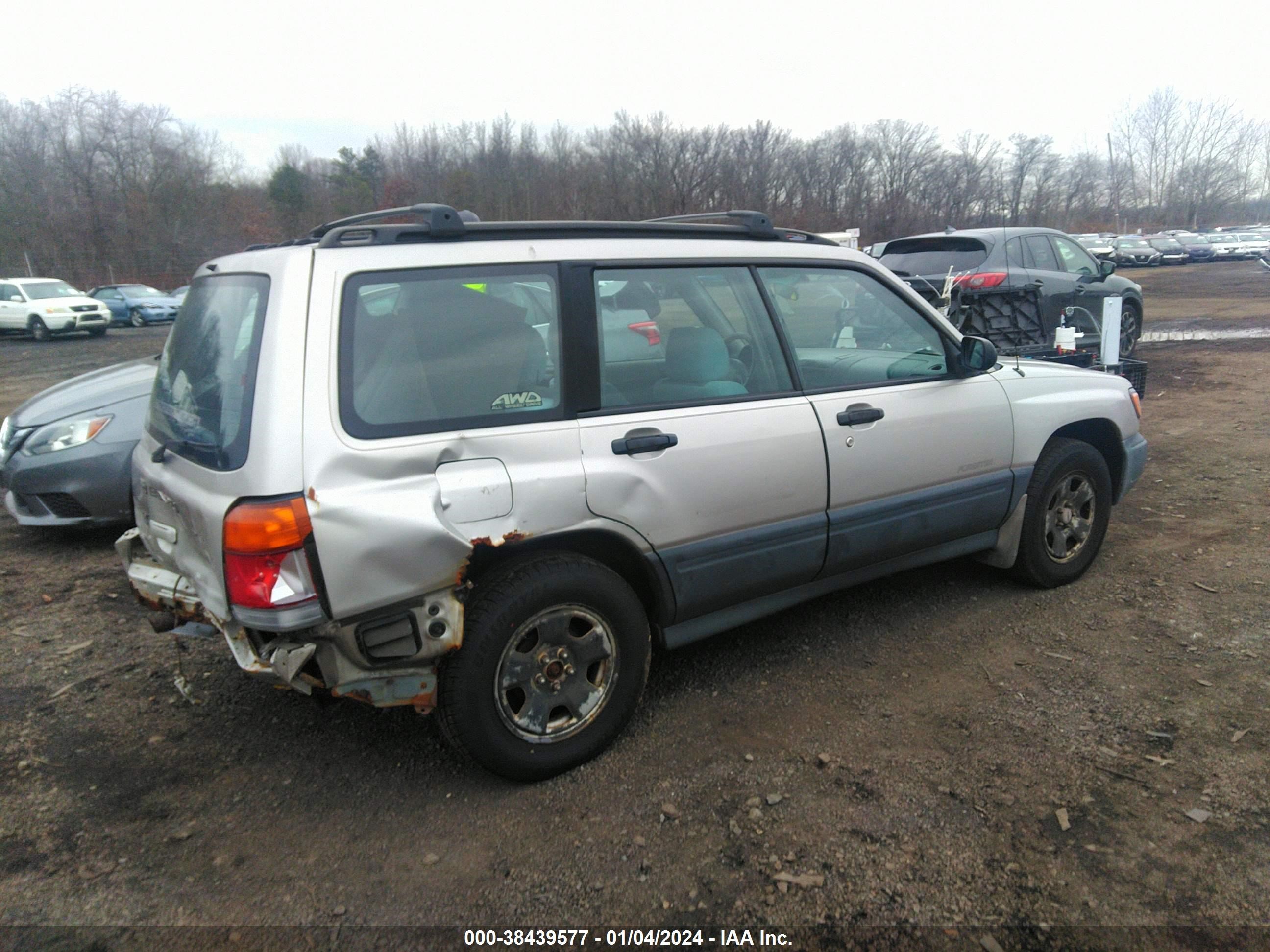 Photo 3 VIN: JF1SF6357XH730216 - SUBARU FORESTER 