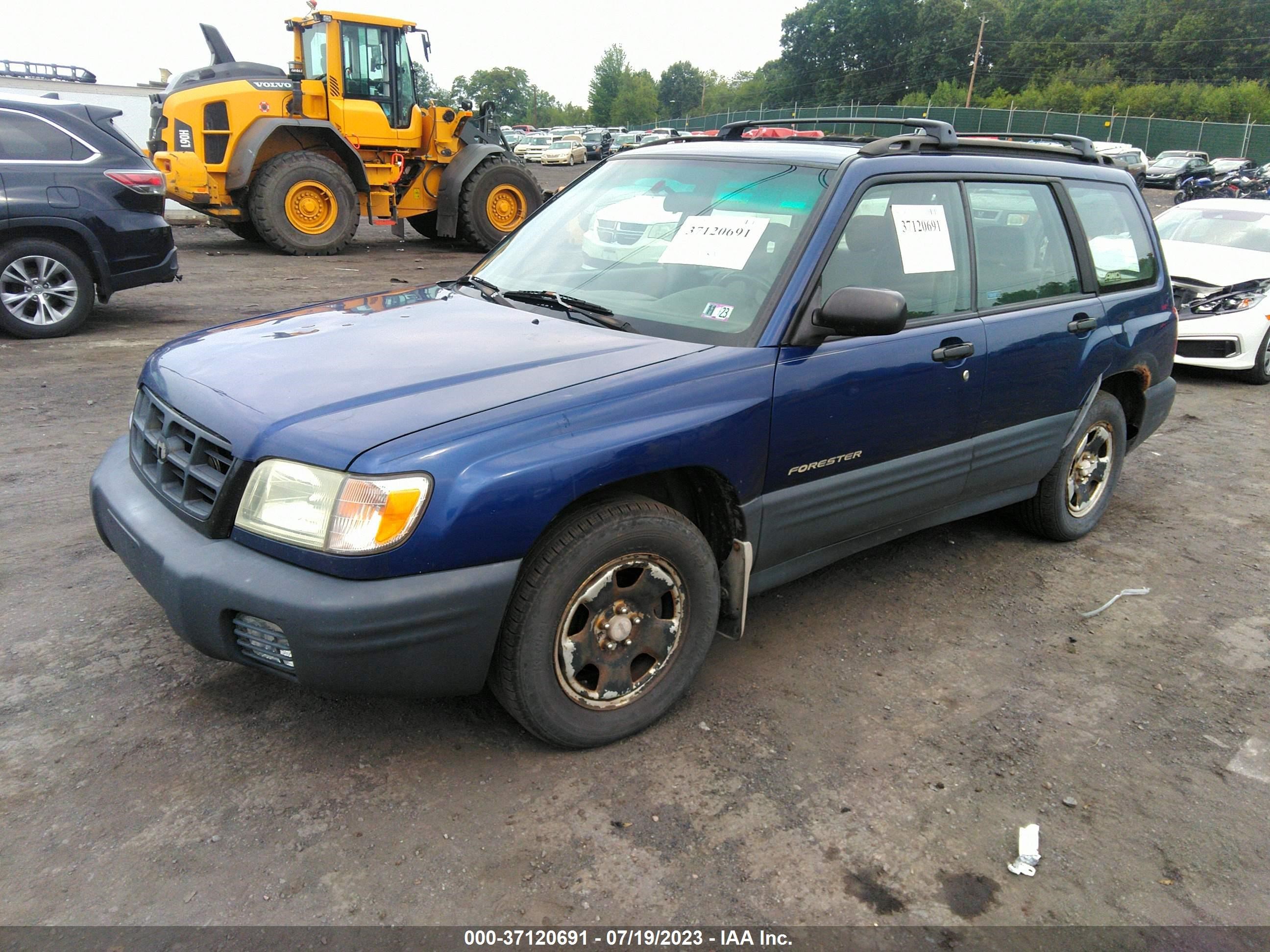 Photo 1 VIN: JF1SF63581H746125 - SUBARU FORESTER 