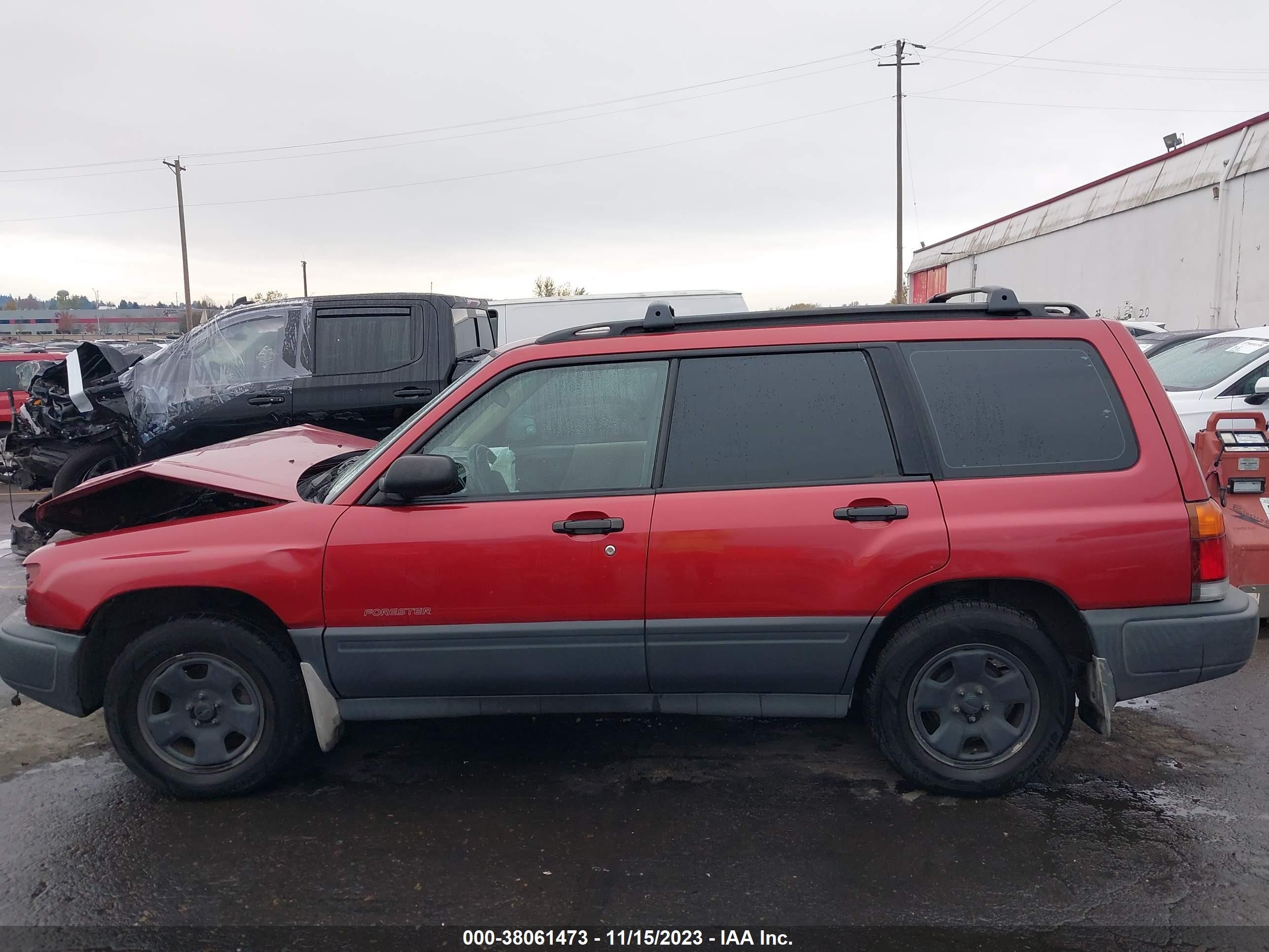 Photo 13 VIN: JF1SF635XYH716179 - SUBARU FORESTER 