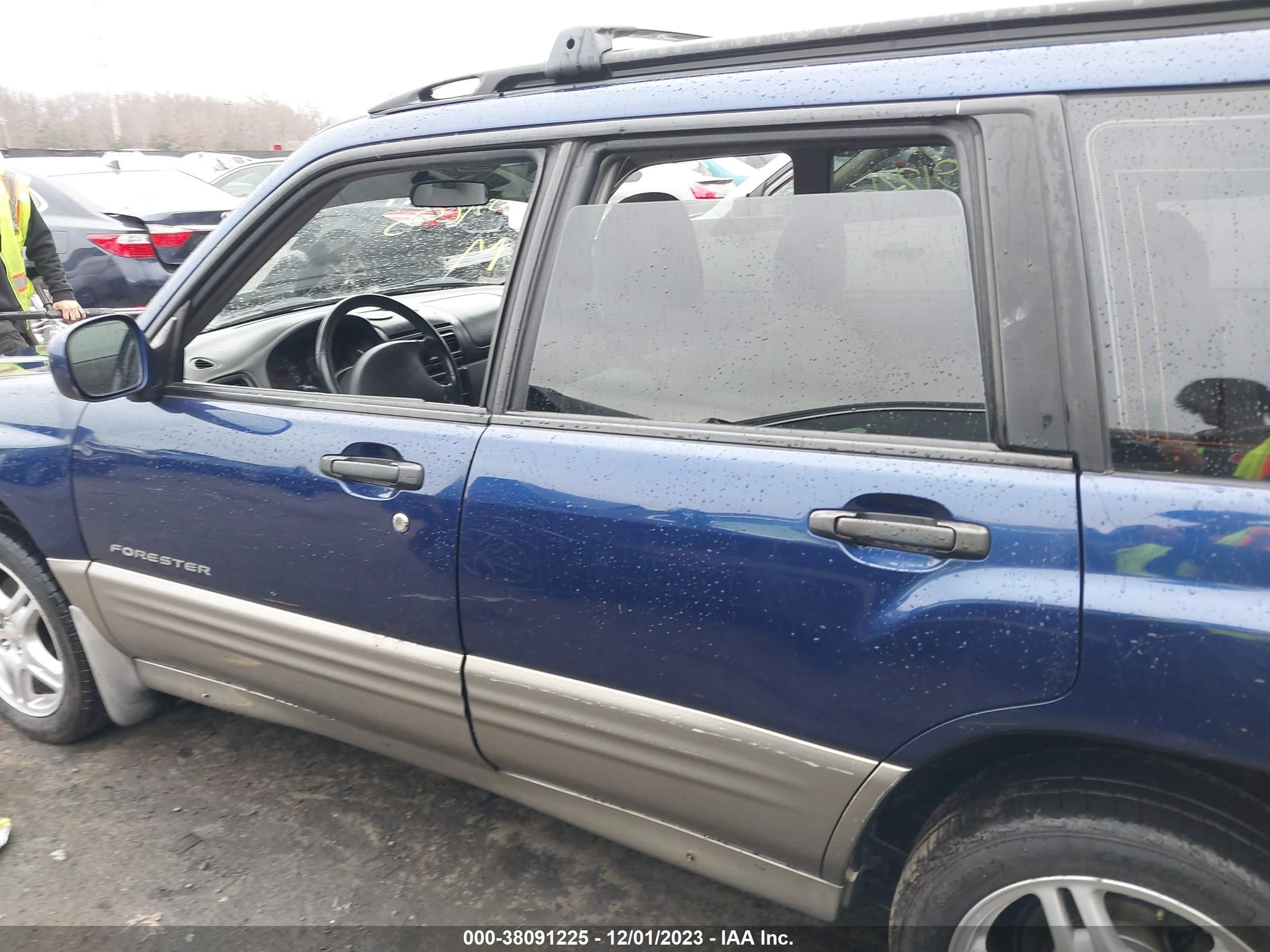 Photo 13 VIN: JF1SF65511H750031 - SUBARU FORESTER 