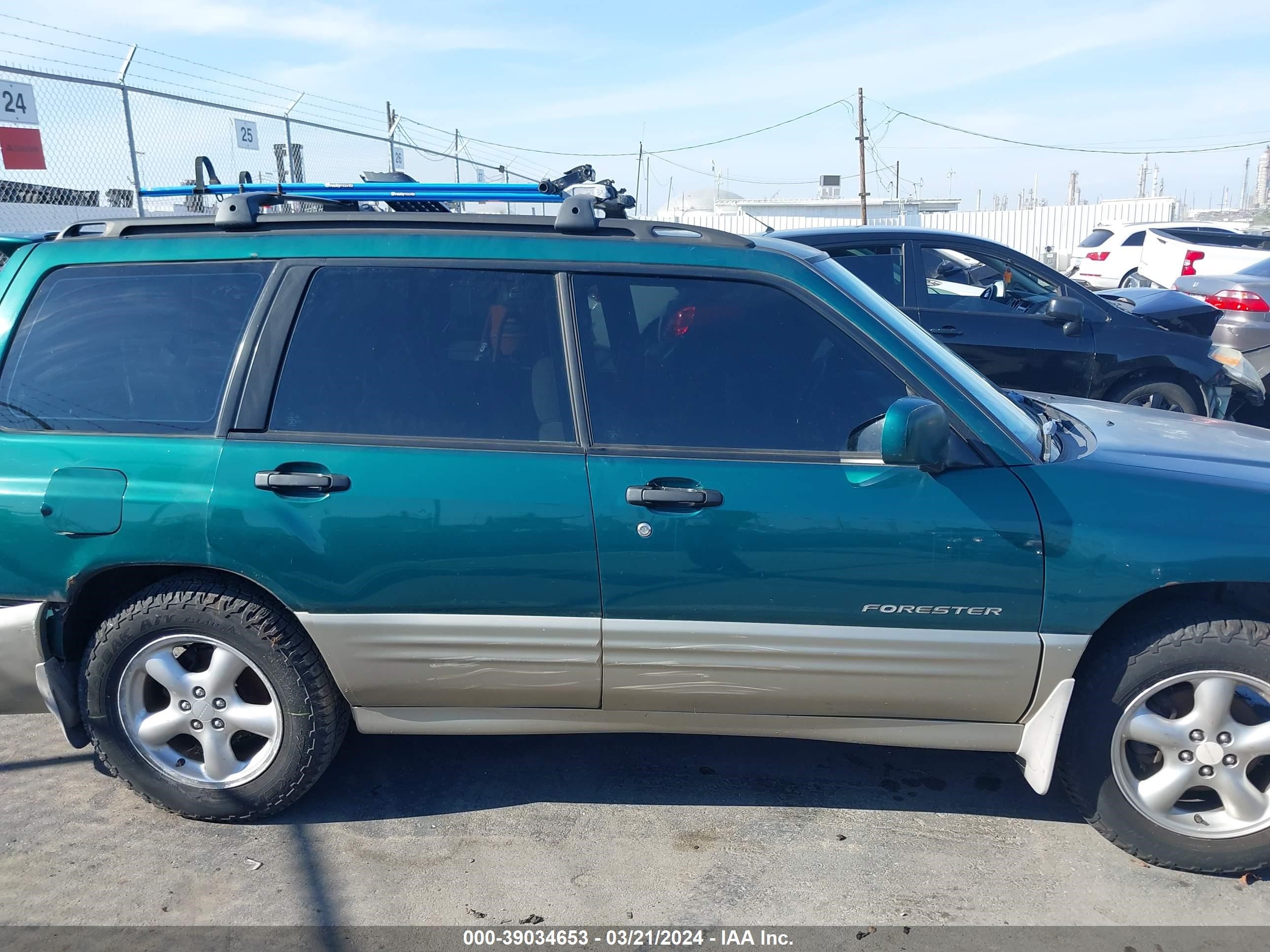 Photo 11 VIN: JF1SF65521G758631 - SUBARU FORESTER 