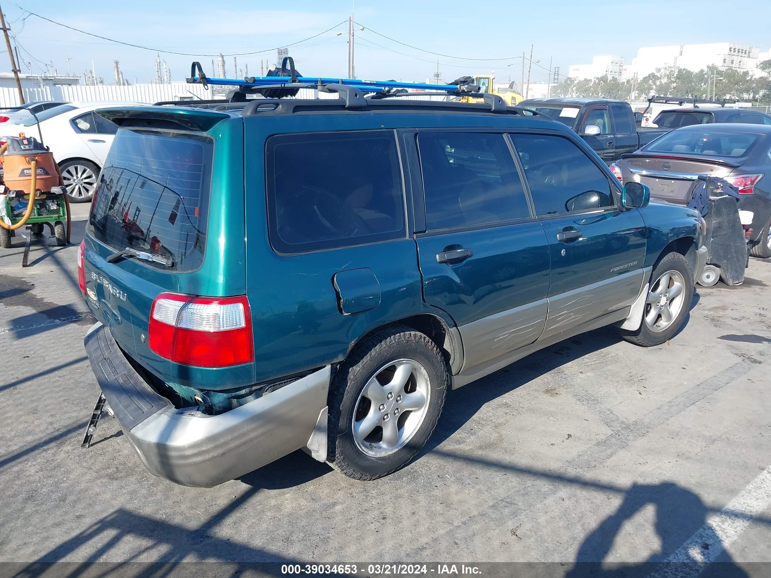 Photo 3 VIN: JF1SF65521G758631 - SUBARU FORESTER 