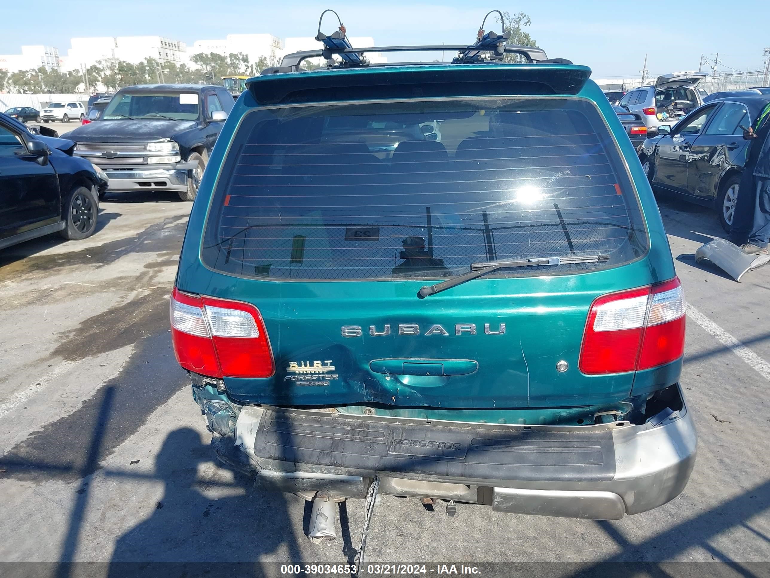 Photo 5 VIN: JF1SF65521G758631 - SUBARU FORESTER 