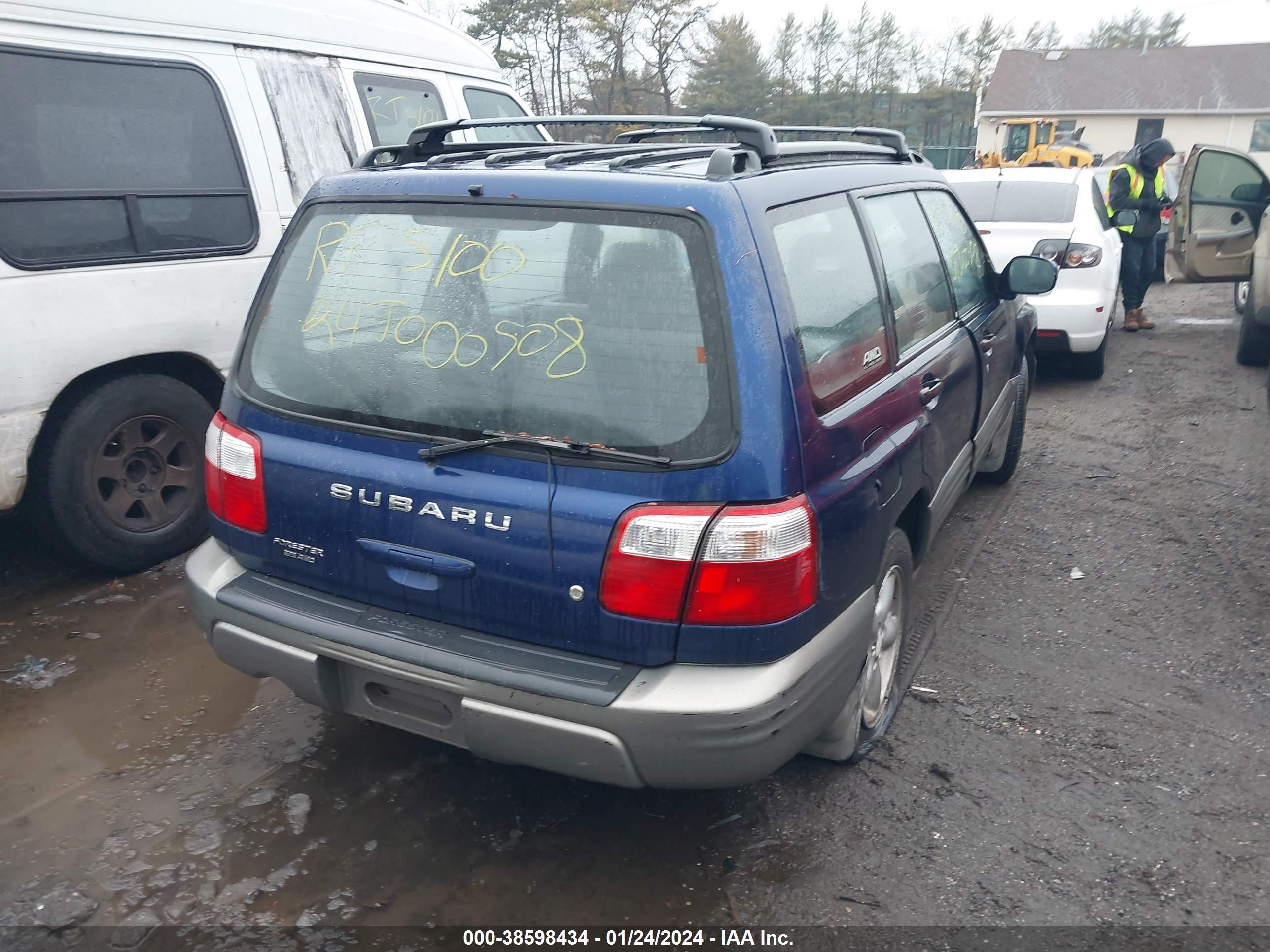 Photo 3 VIN: JF1SF65521H748658 - SUBARU FORESTER 