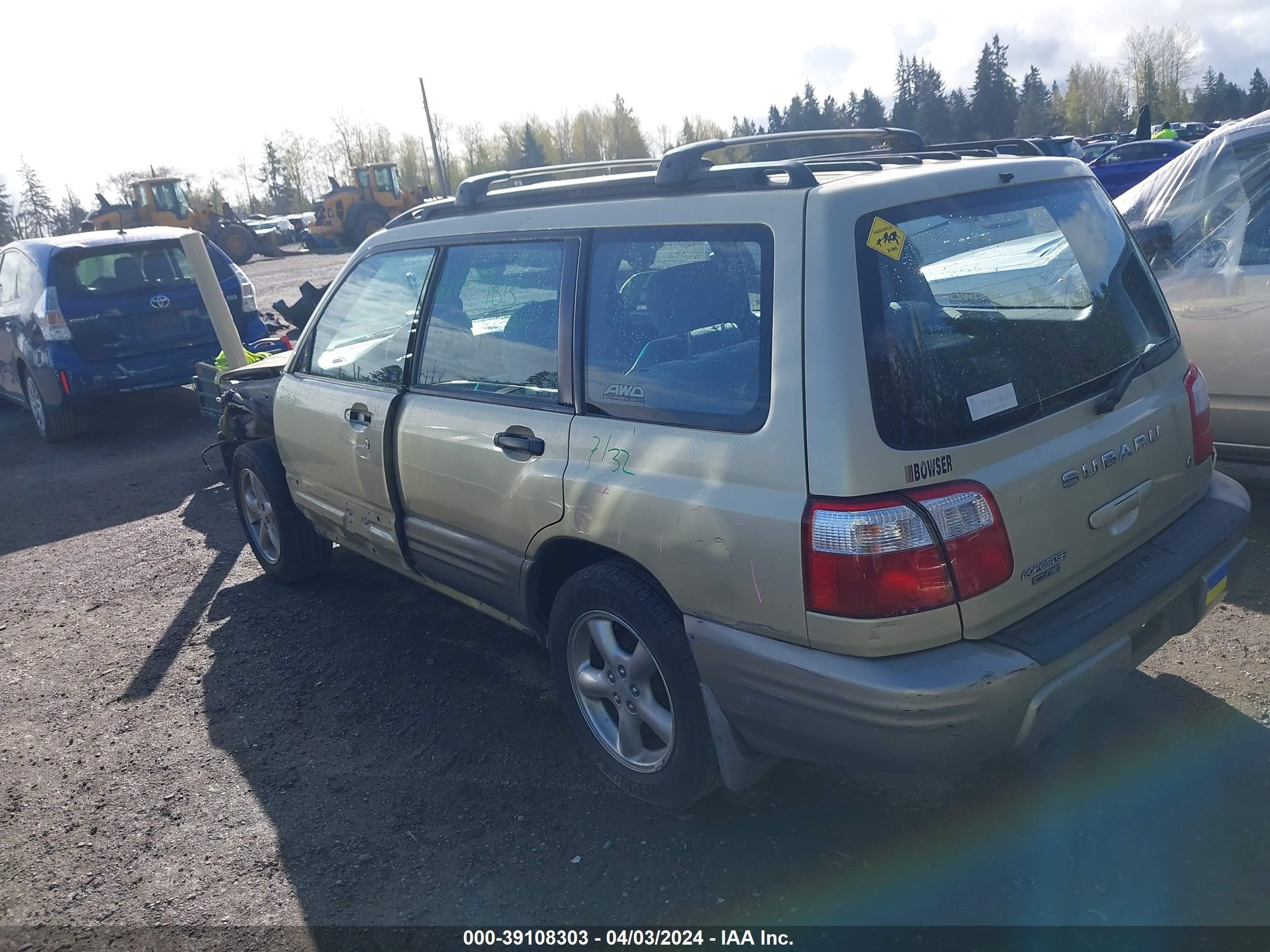 Photo 2 VIN: JF1SF65521H749325 - SUBARU FORESTER 