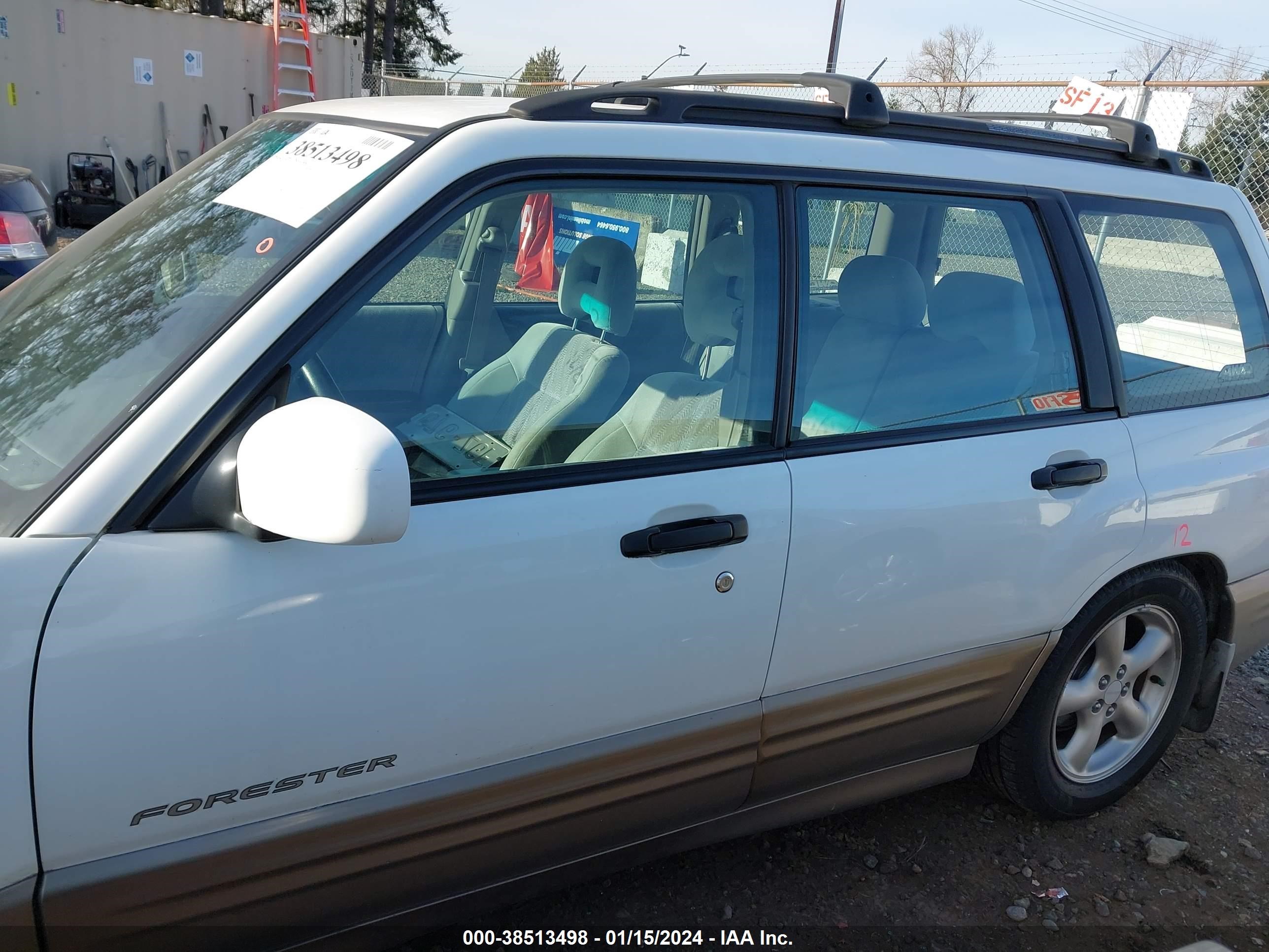 Photo 13 VIN: JF1SF65522H757913 - SUBARU FORESTER 