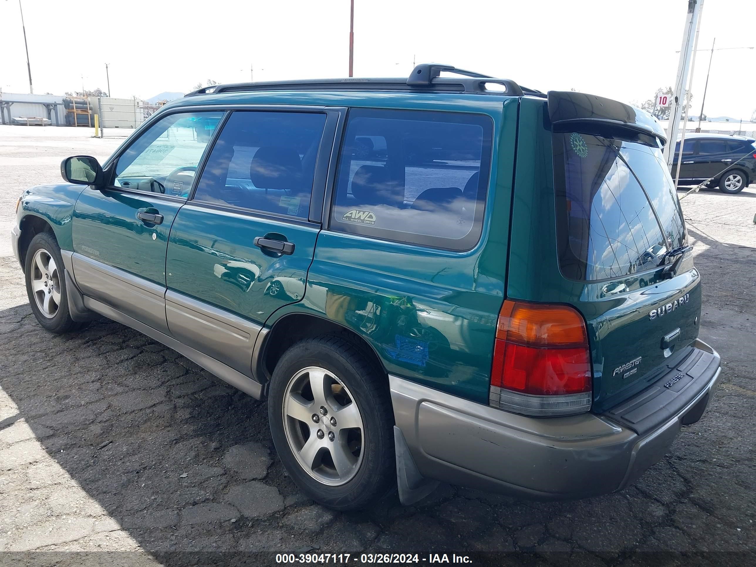 Photo 2 VIN: JF1SF6553WH755402 - SUBARU FORESTER 