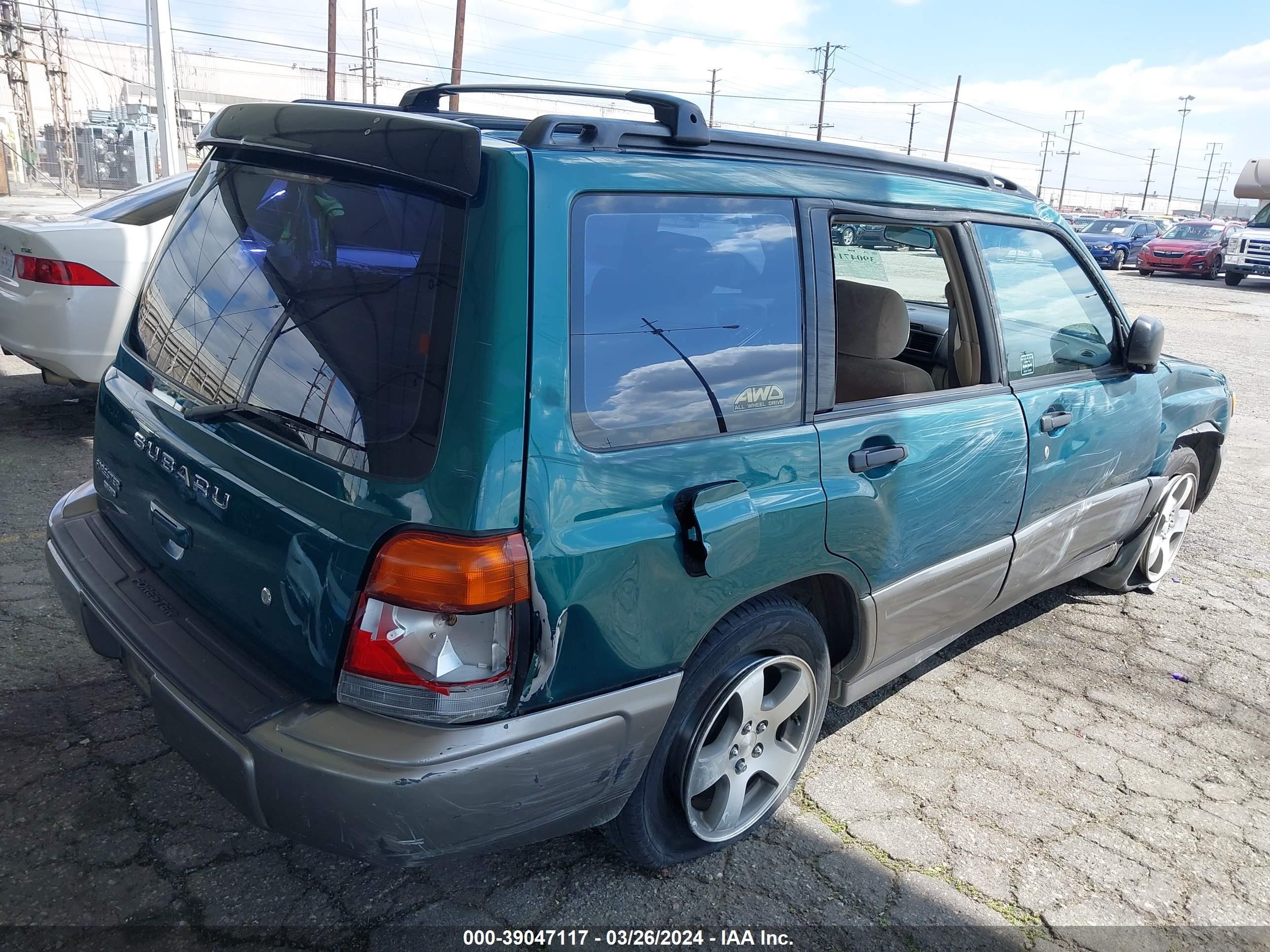 Photo 3 VIN: JF1SF6553WH755402 - SUBARU FORESTER 