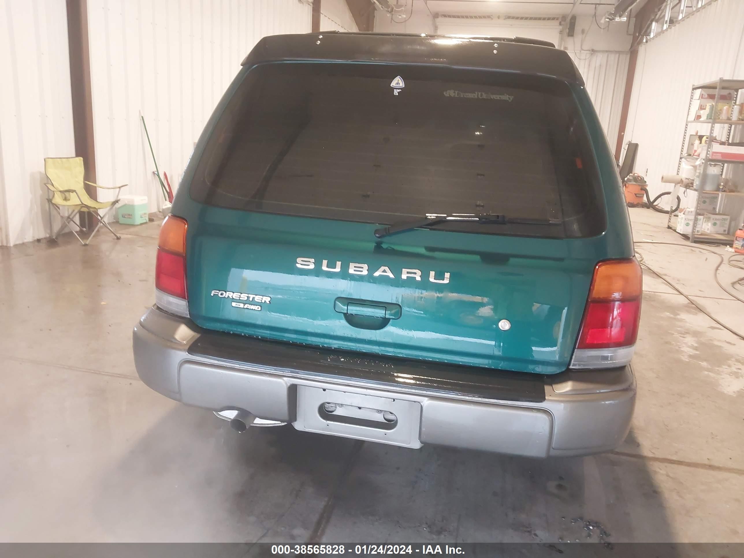 Photo 15 VIN: JF1SF6553XH748371 - SUBARU FORESTER 