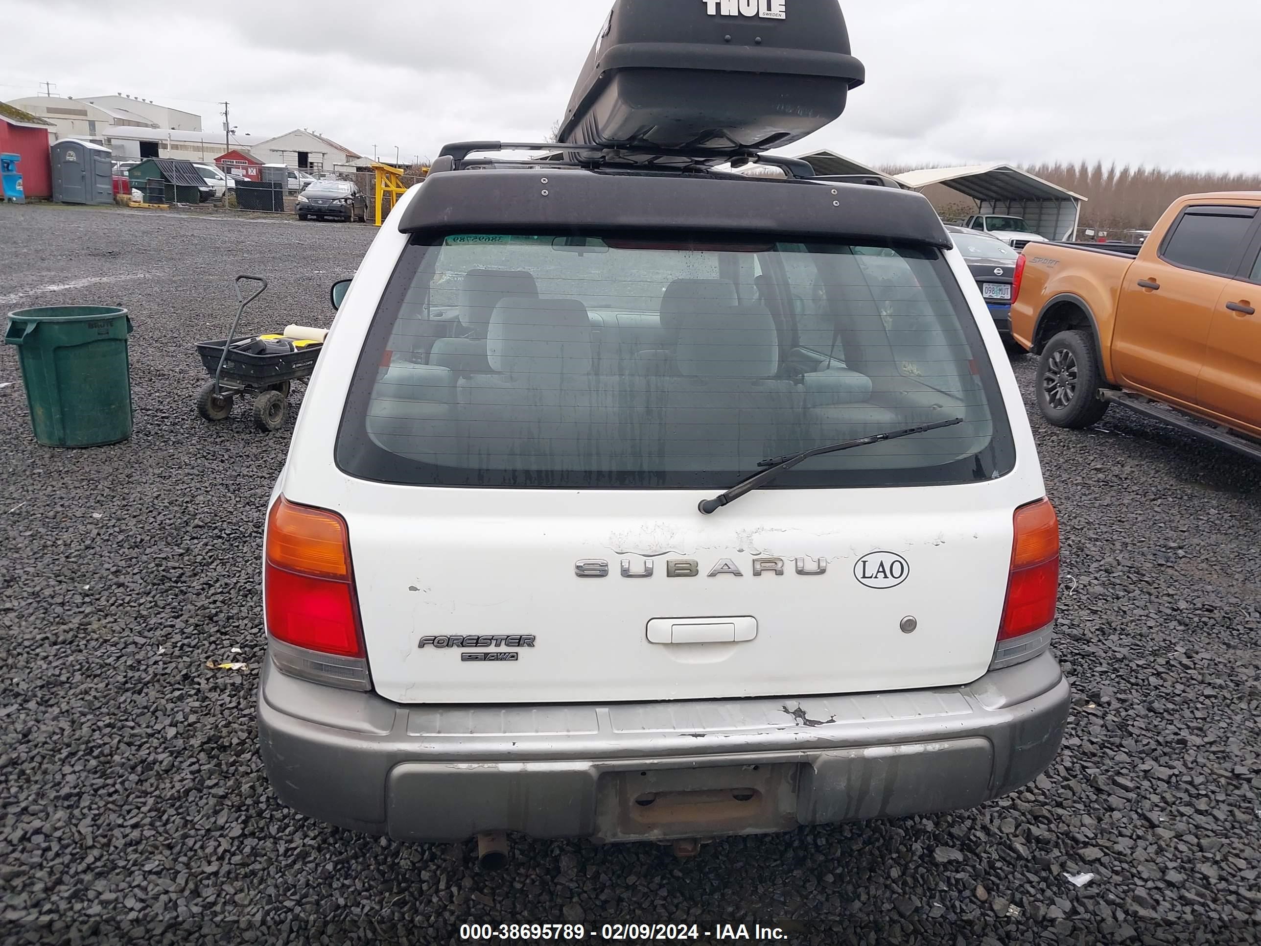 Photo 15 VIN: JF1SF6556WH753773 - SUBARU FORESTER 