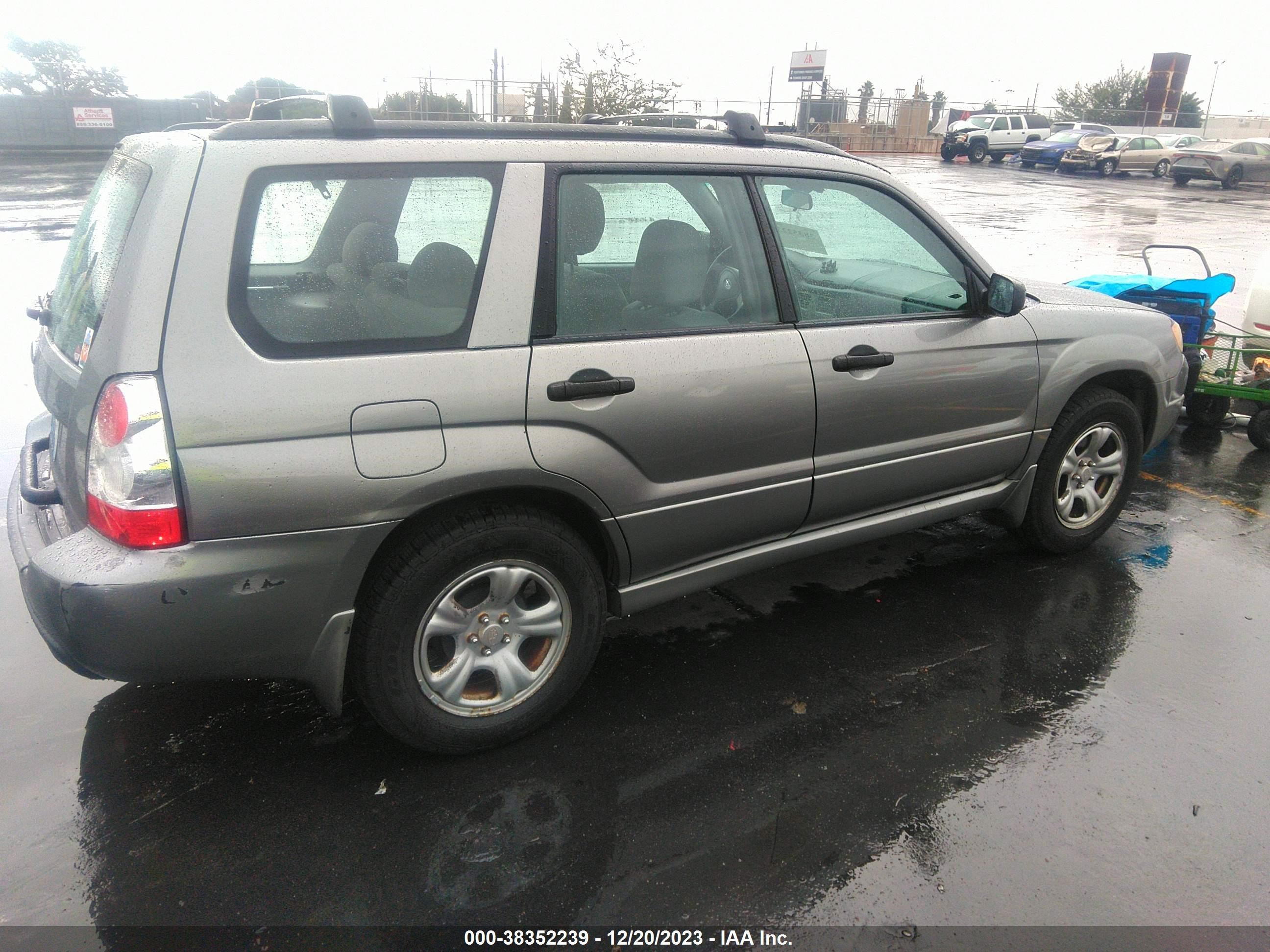 Photo 3 VIN: JF1SG63607H722688 - SUBARU FORESTER 