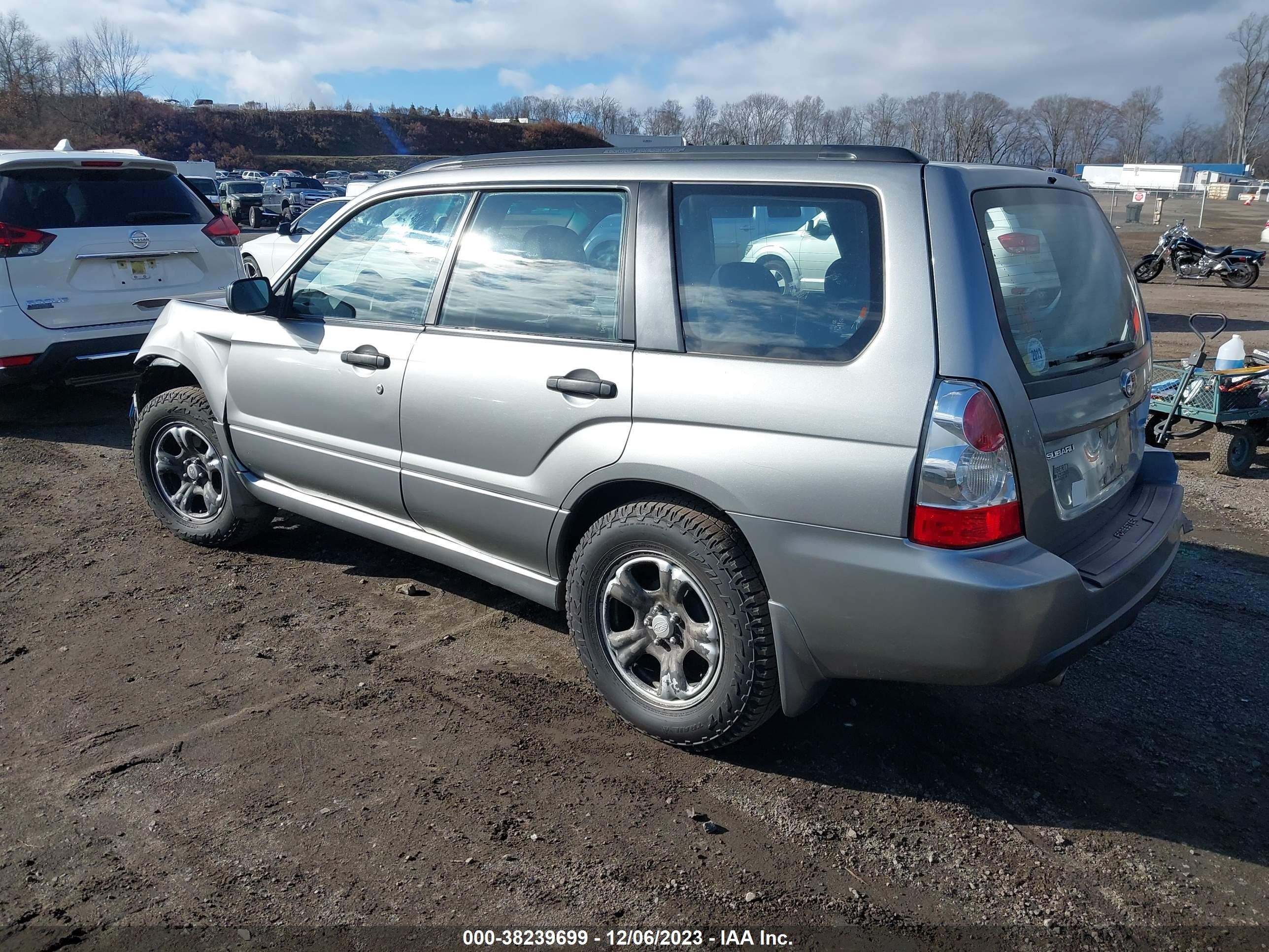 Photo 2 VIN: JF1SG63607H736414 - SUBARU FORESTER 