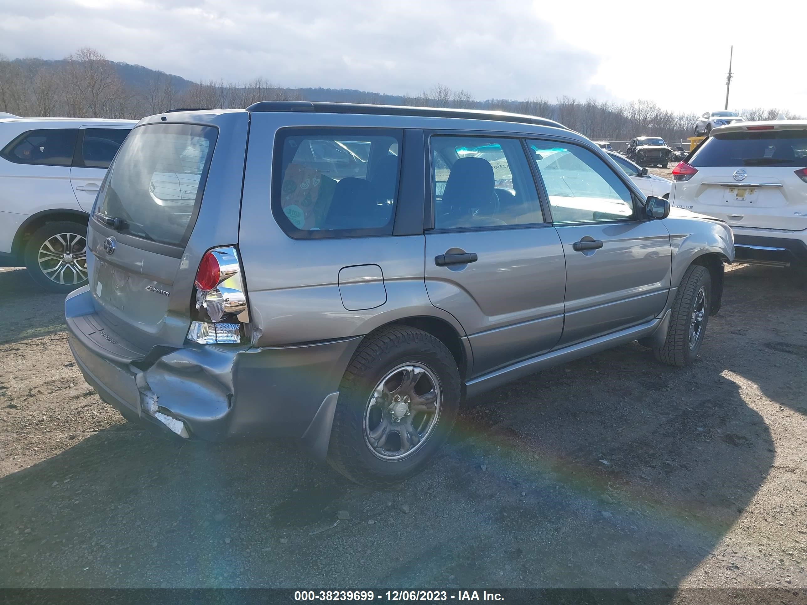 Photo 3 VIN: JF1SG63607H736414 - SUBARU FORESTER 