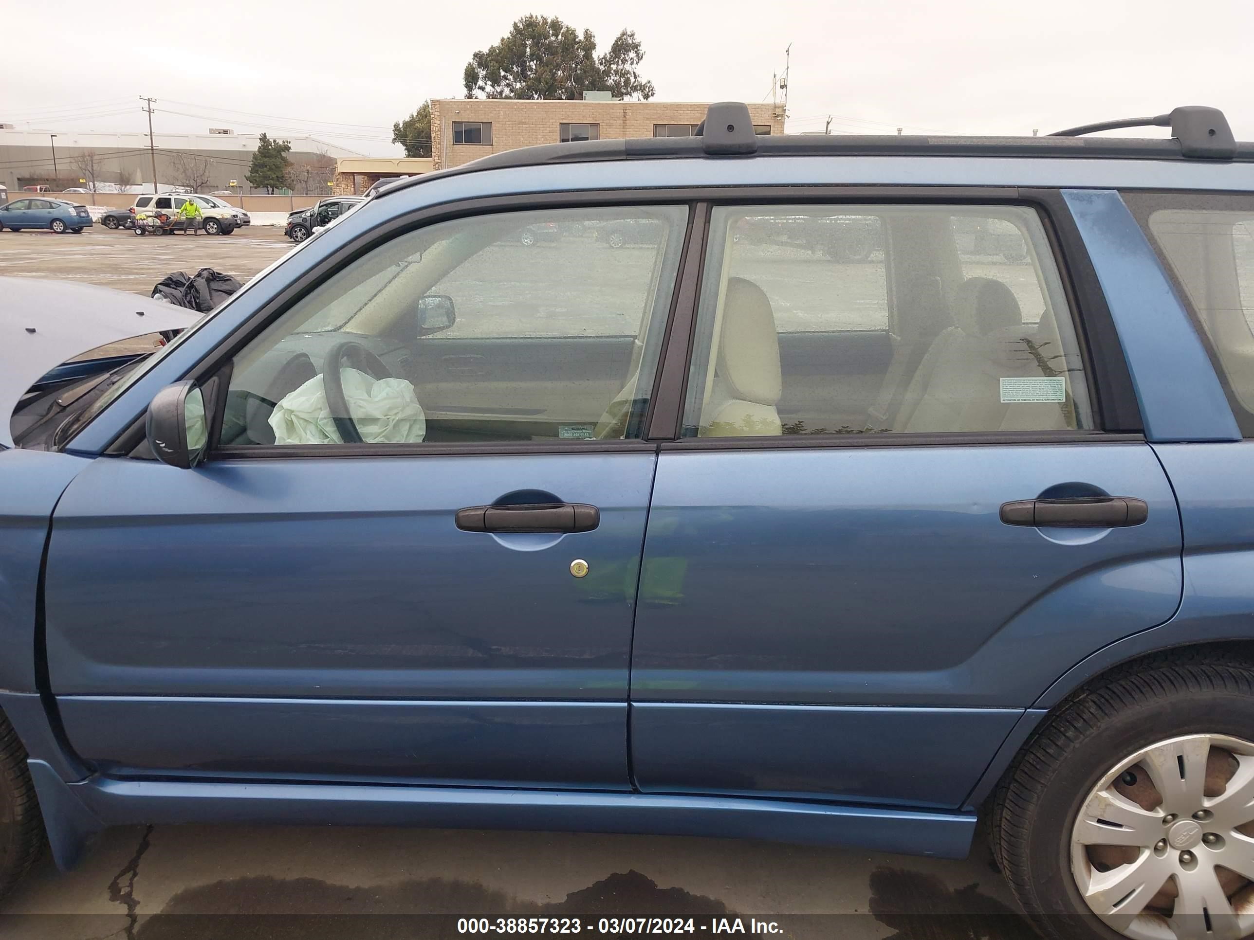 Photo 14 VIN: JF1SG63628H714576 - SUBARU FORESTER 