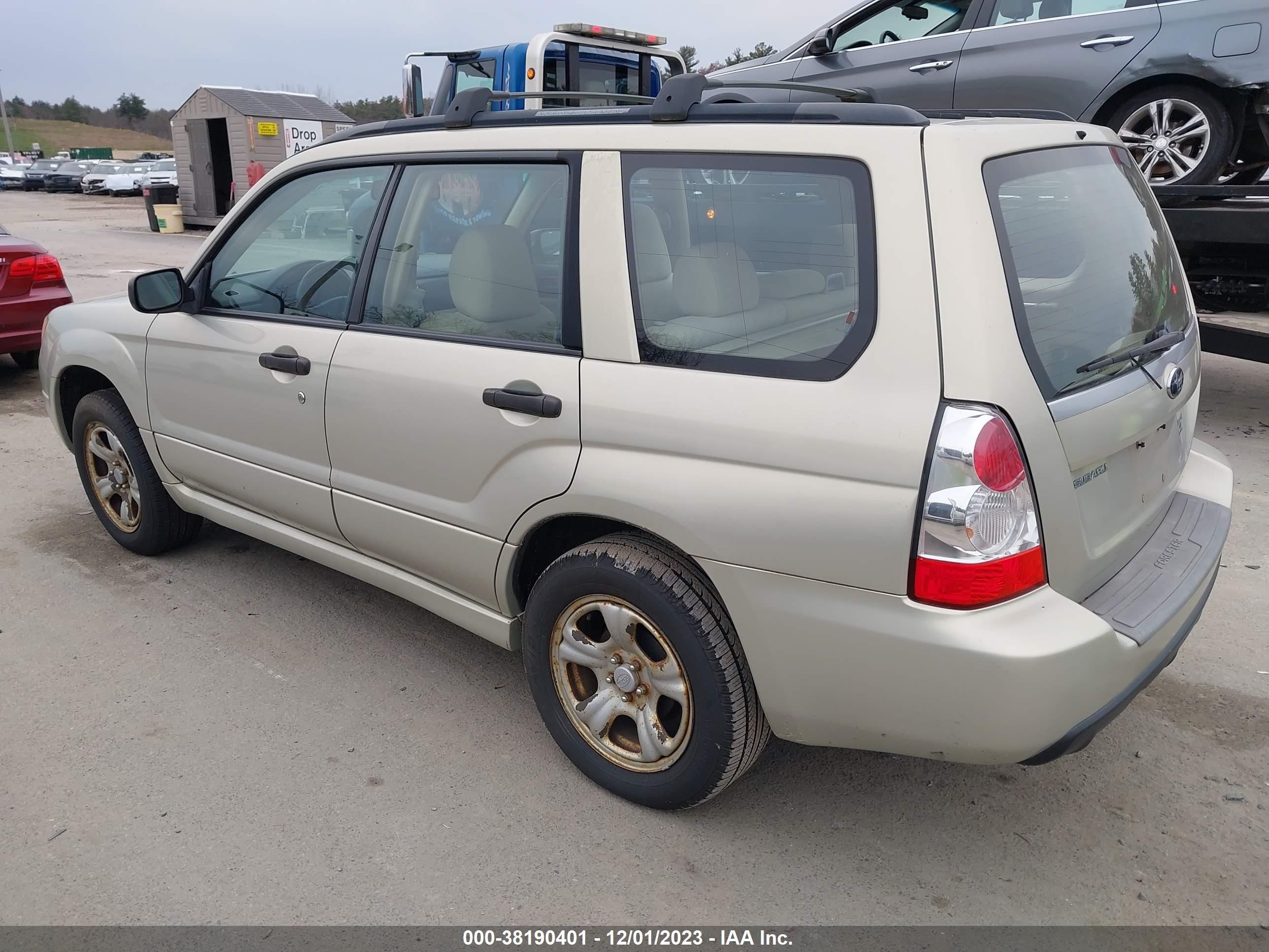 Photo 2 VIN: JF1SG63647H717865 - SUBARU FORESTER 