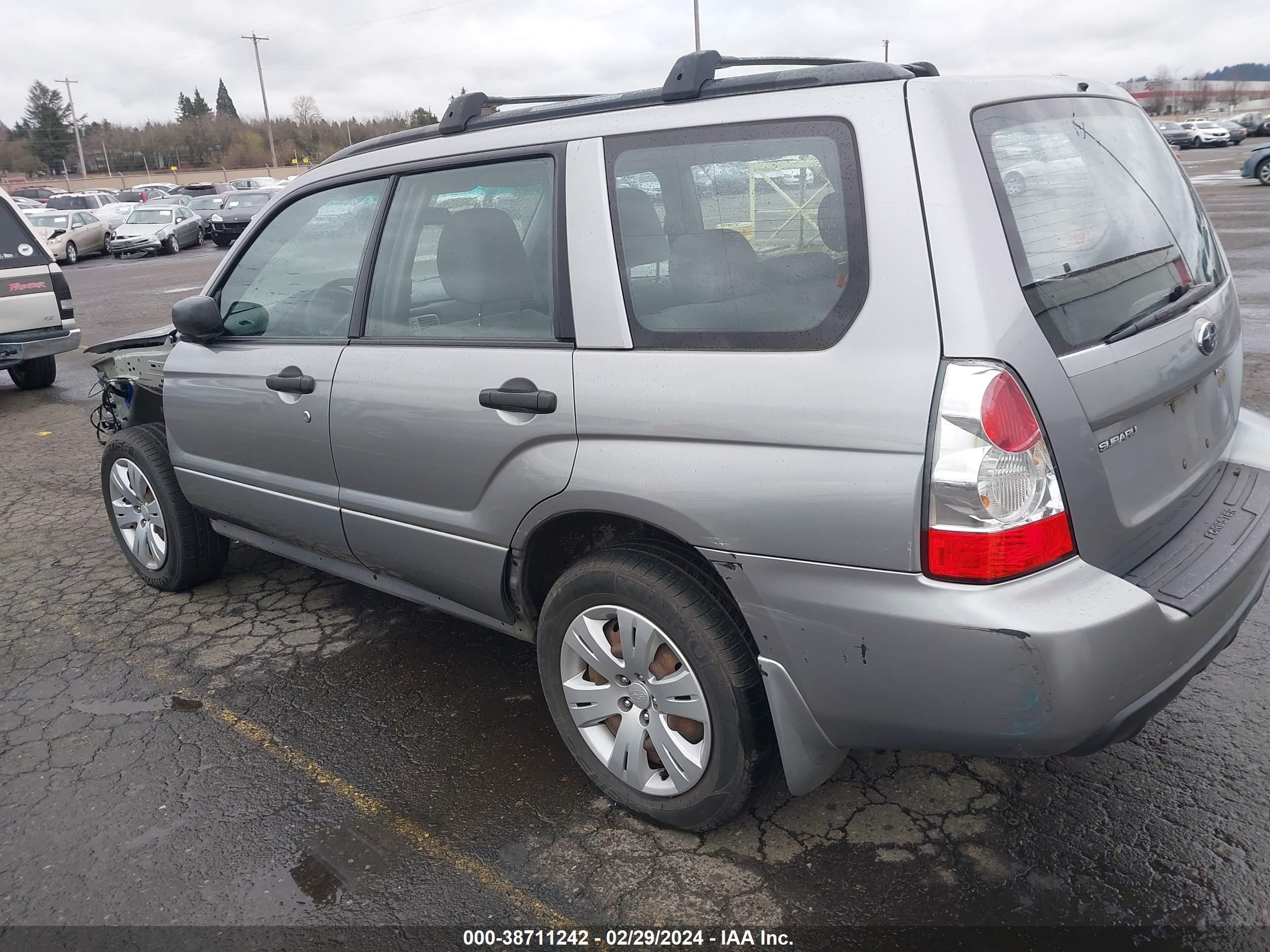 Photo 2 VIN: JF1SG63648H733307 - SUBARU FORESTER 