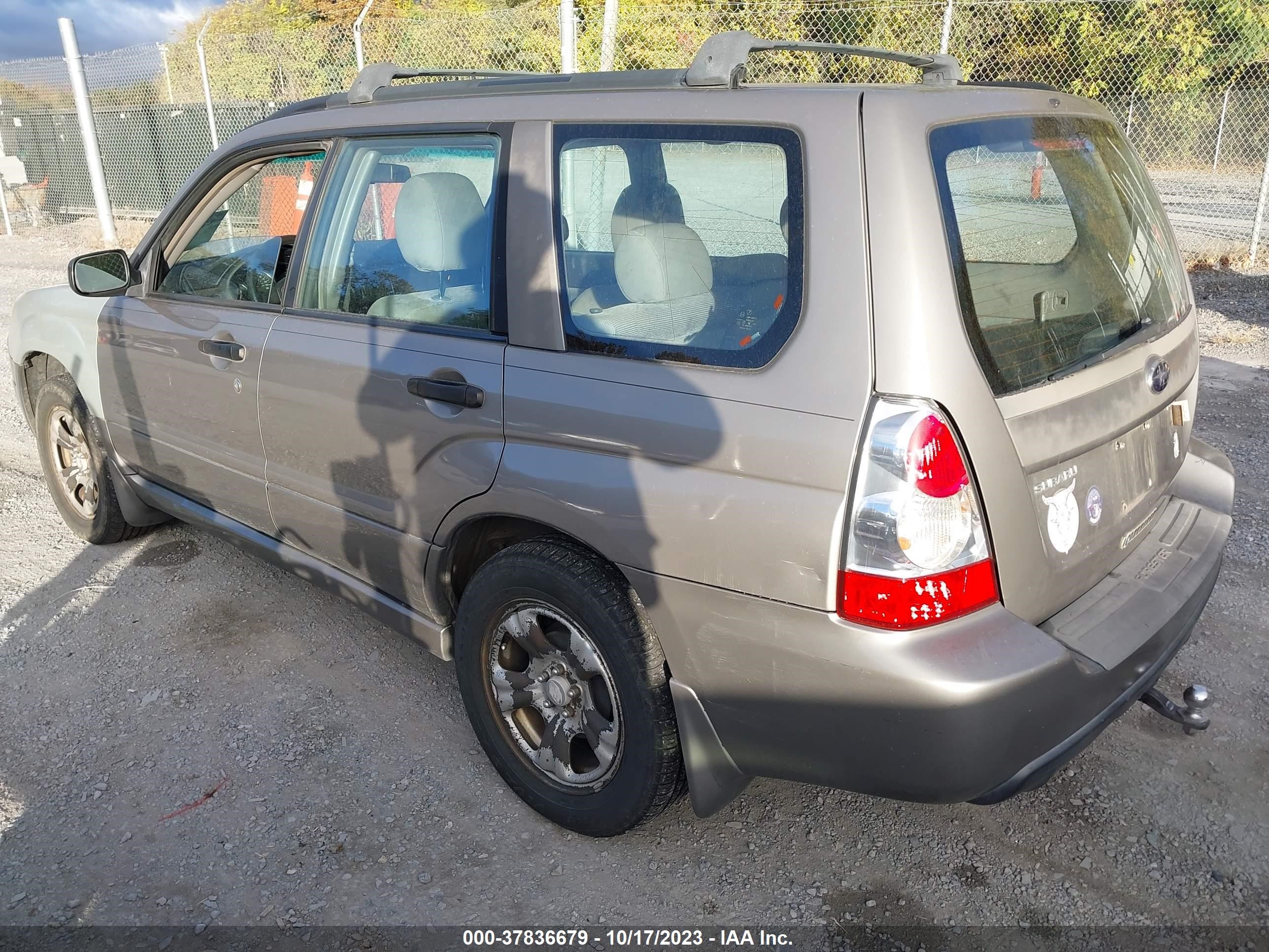 Photo 2 VIN: JF1SG63676H728373 - SUBARU FORESTER 