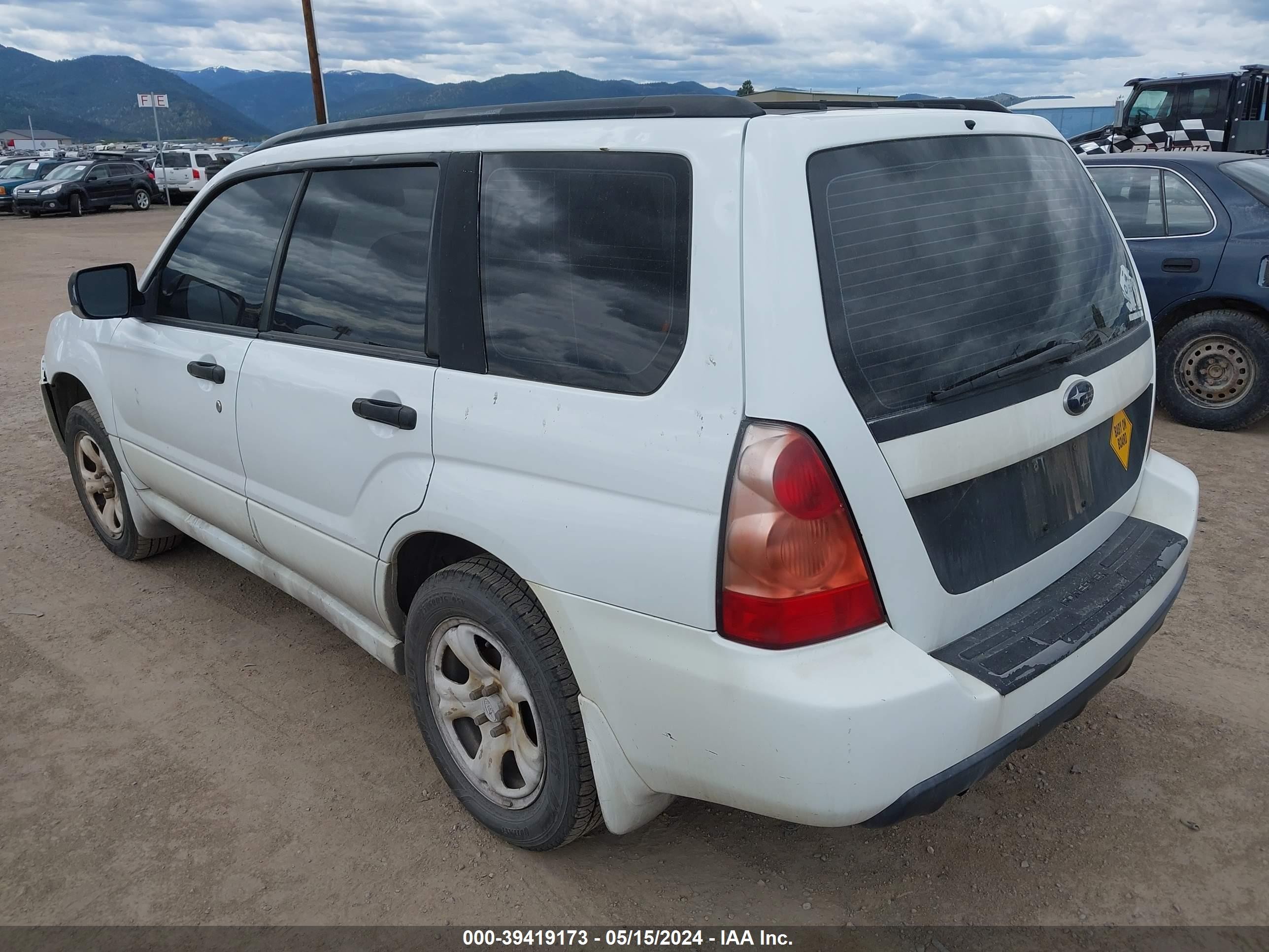 Photo 2 VIN: JF1SG63677G707370 - SUBARU FORESTER 