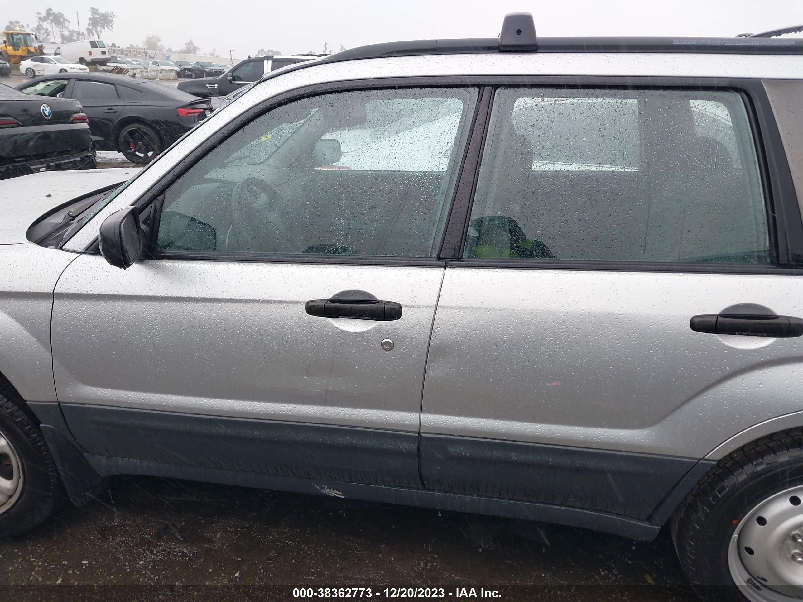 Photo 14 VIN: JF1SG63685G710470 - SUBARU FORESTER 