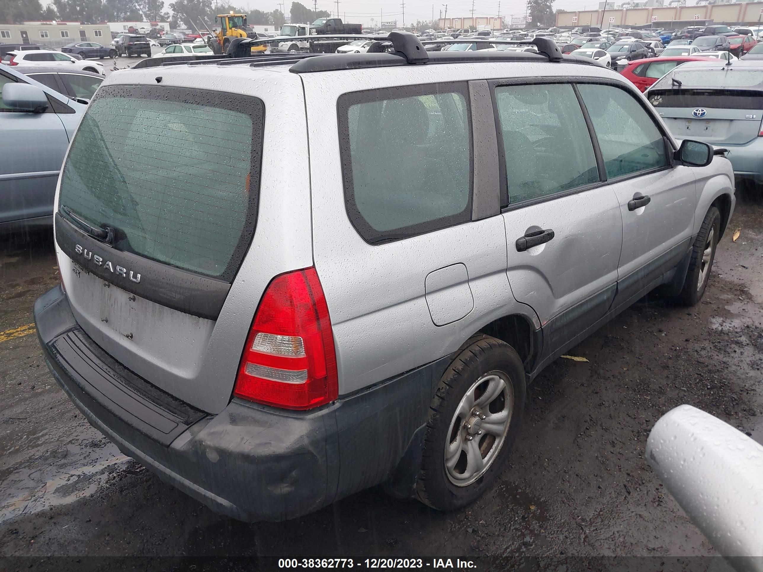 Photo 3 VIN: JF1SG63685G710470 - SUBARU FORESTER 