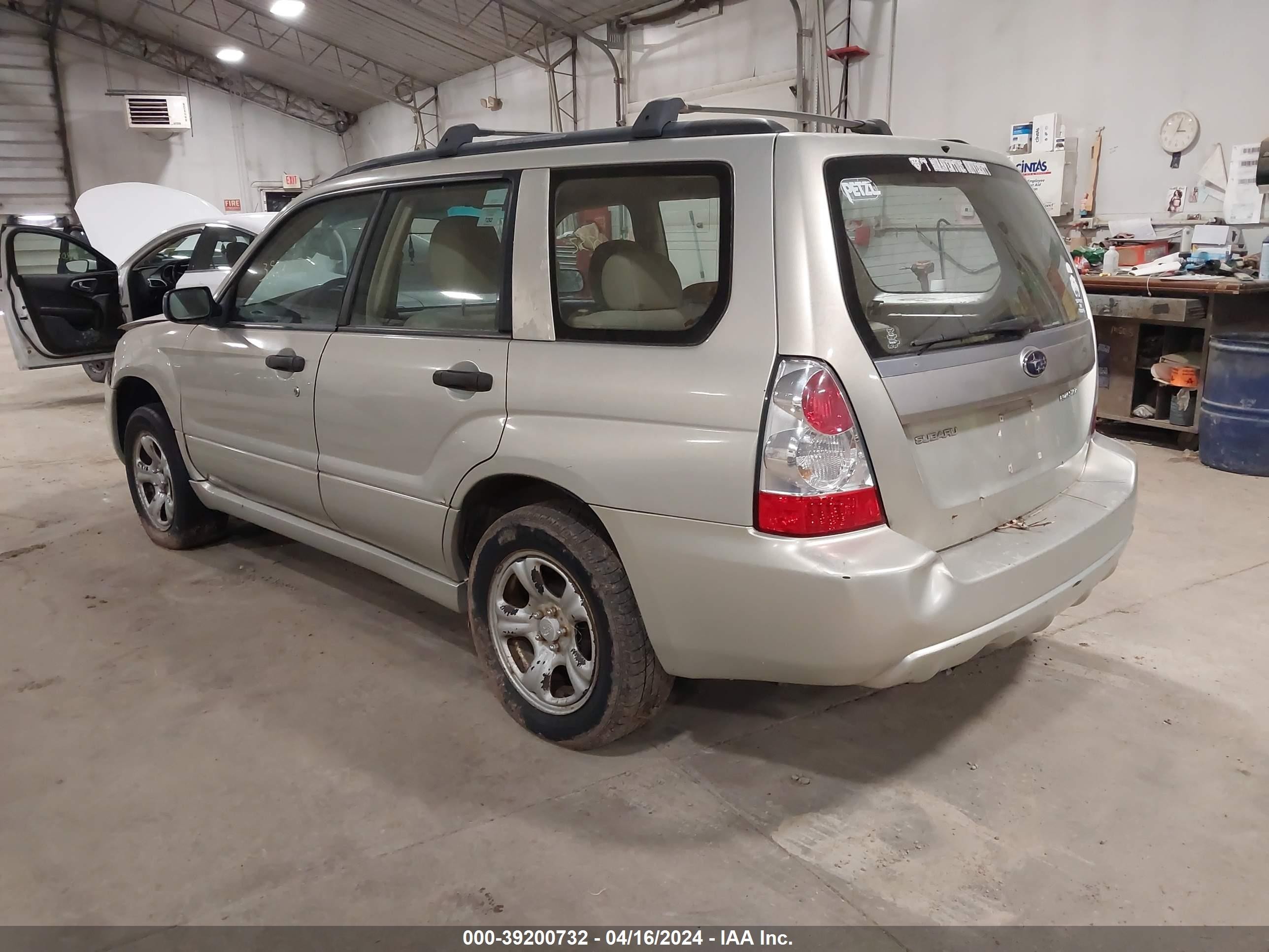 Photo 2 VIN: JF1SG63686G758956 - SUBARU FORESTER 