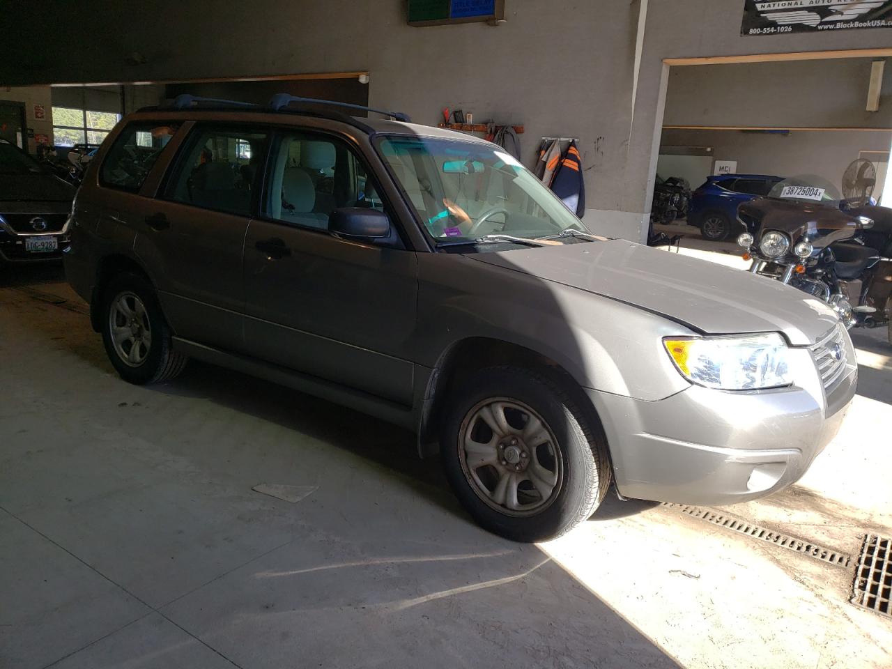 Photo 3 VIN: JF1SG63686H745649 - SUBARU FORESTER 