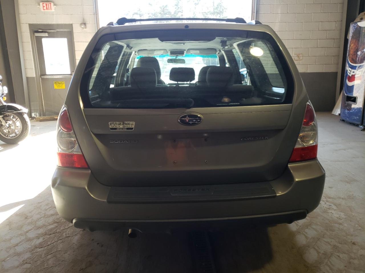 Photo 5 VIN: JF1SG63686H745649 - SUBARU FORESTER 