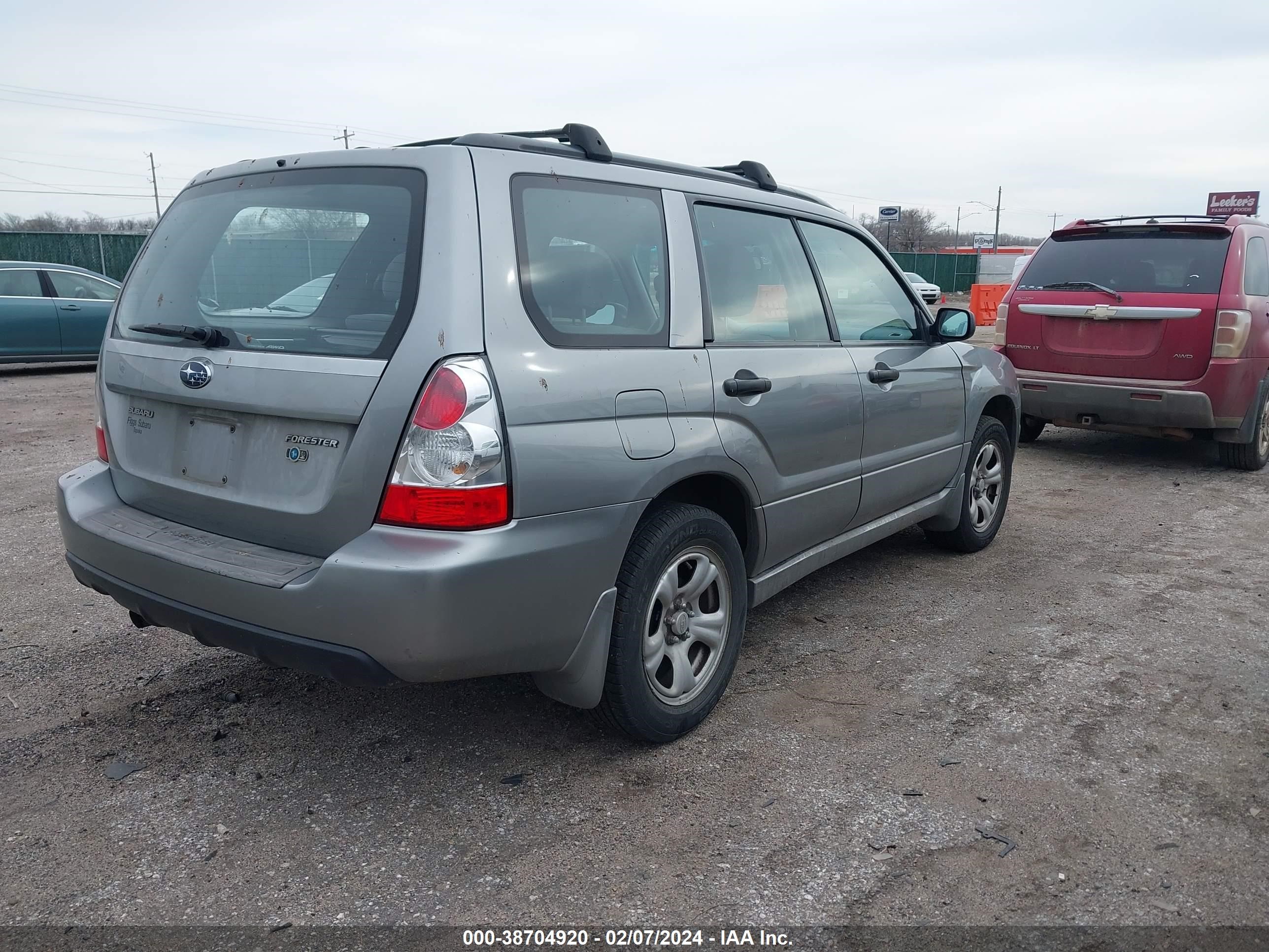 Photo 3 VIN: JF1SG63687G743598 - SUBARU FORESTER 