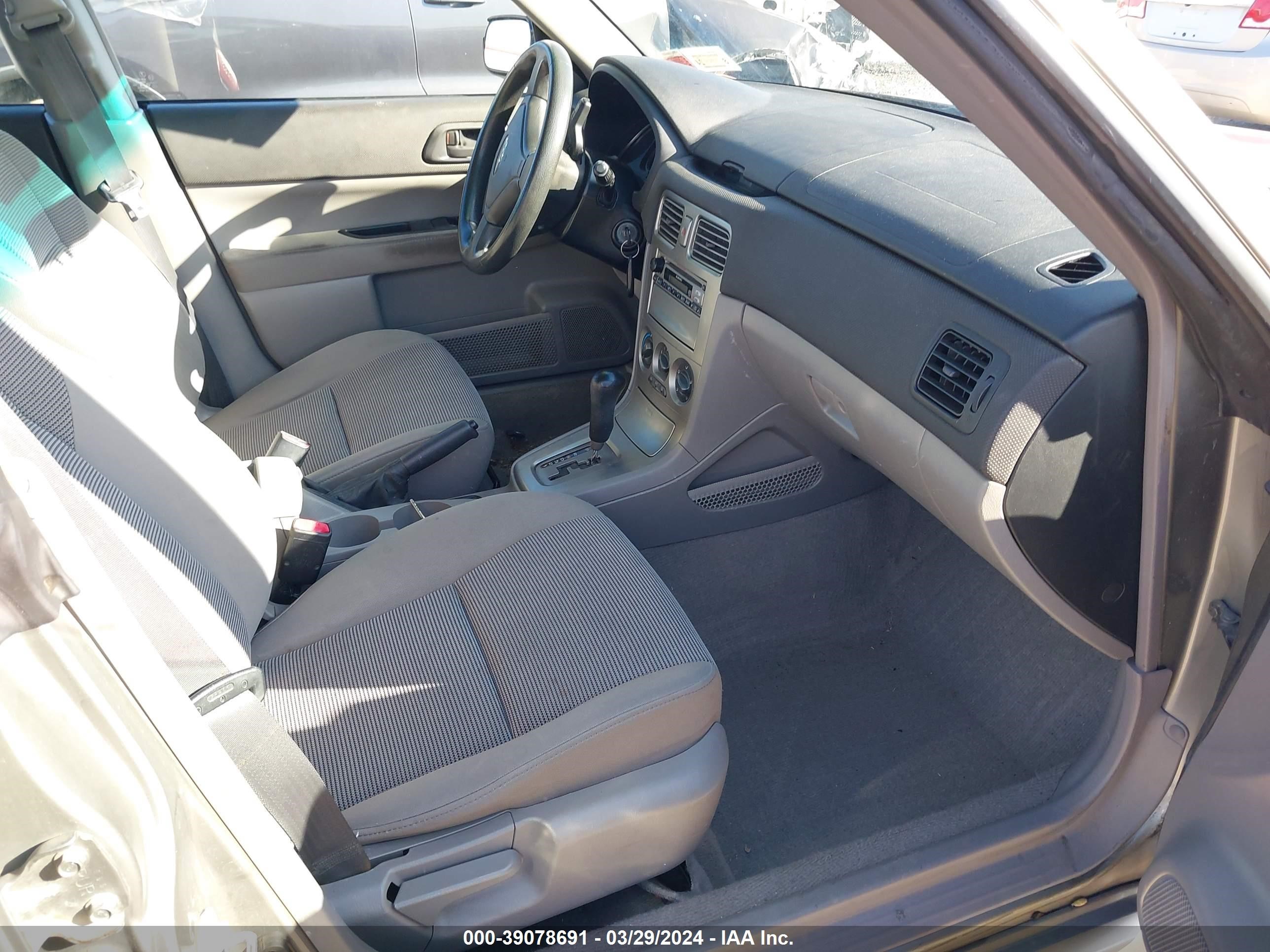 Photo 4 VIN: JF1SG63696H717052 - SUBARU FORESTER 