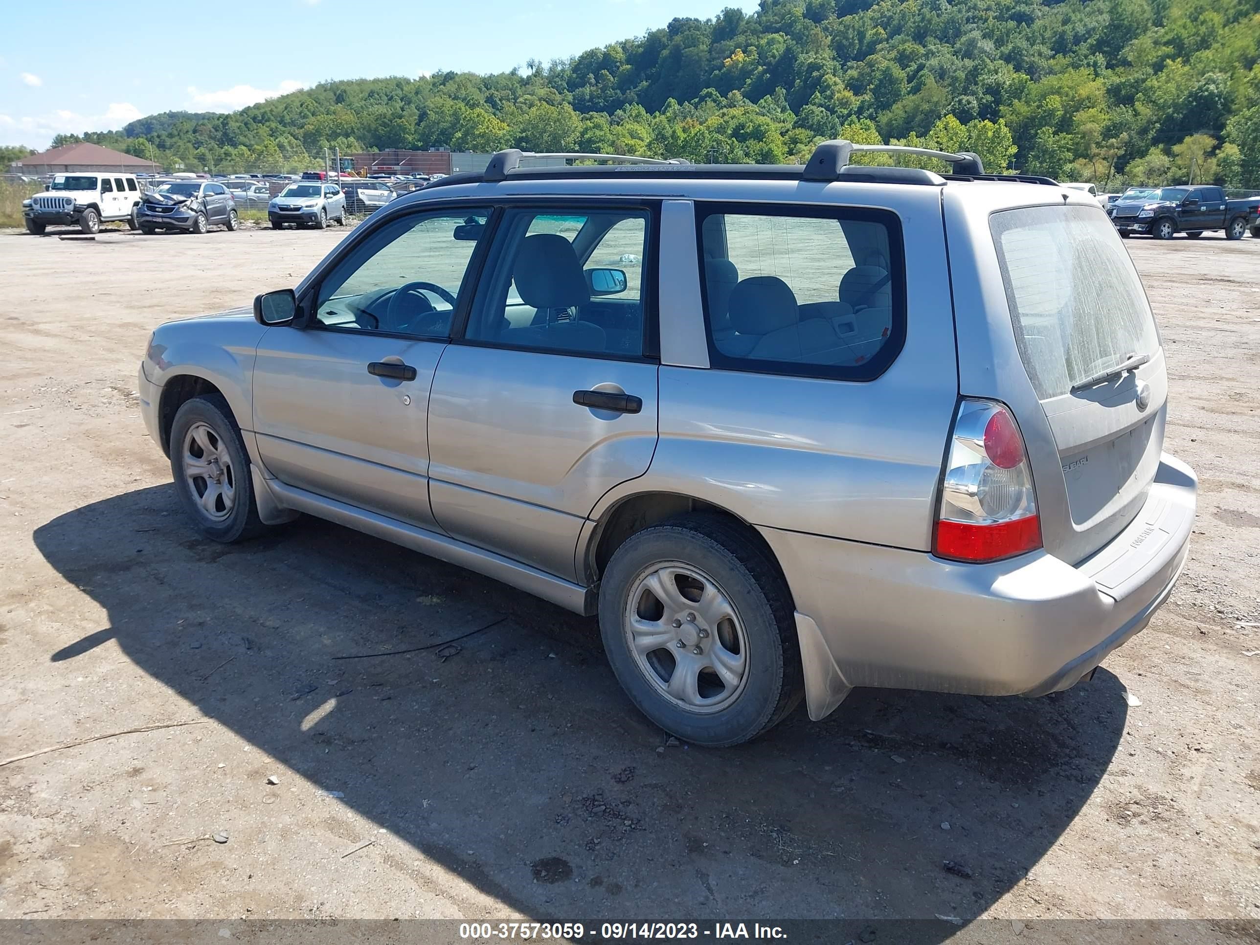 Photo 2 VIN: JF1SG636X6H722969 - SUBARU FORESTER 