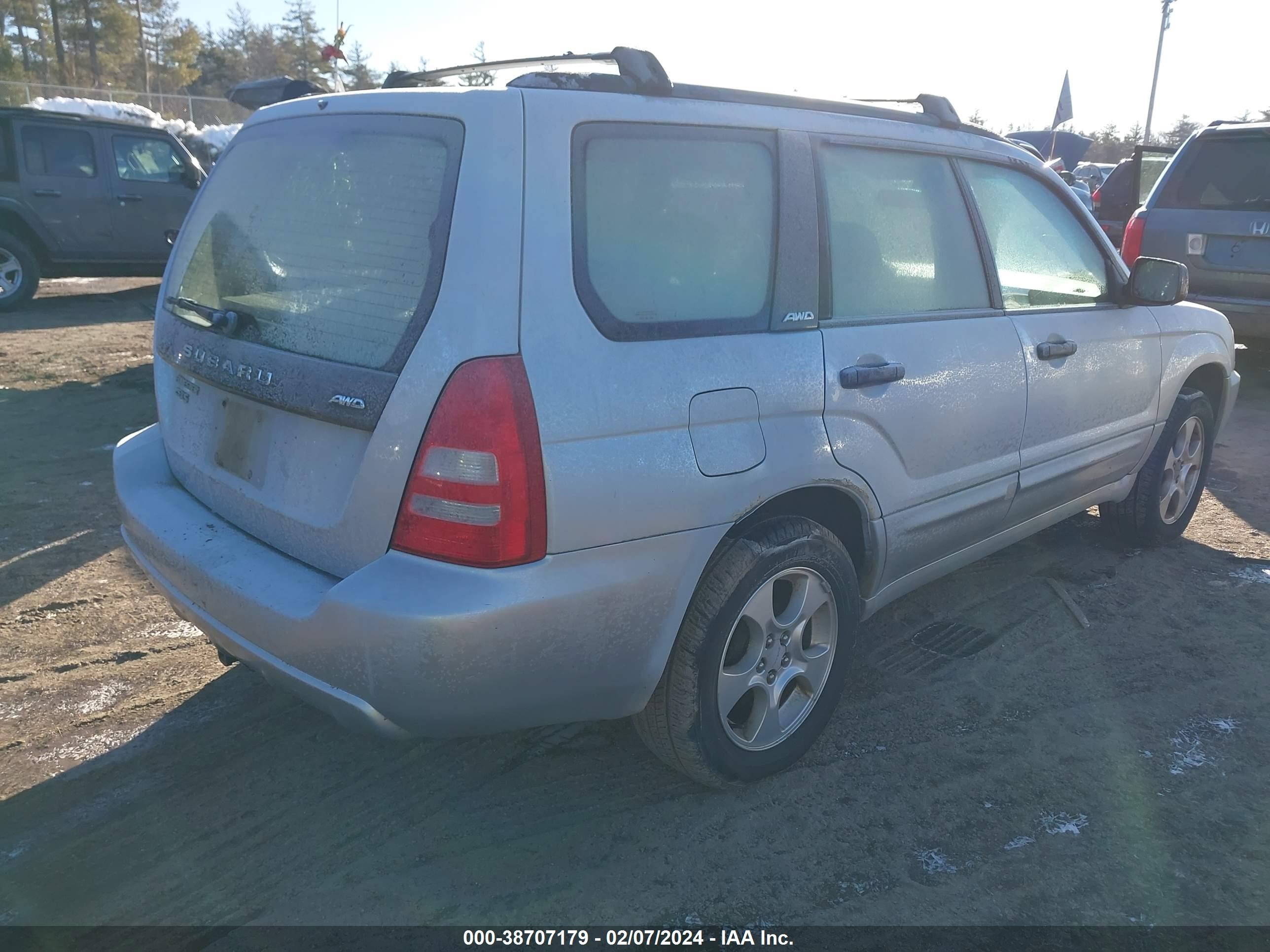 Photo 3 VIN: JF1SG65603H709608 - SUBARU FORESTER 