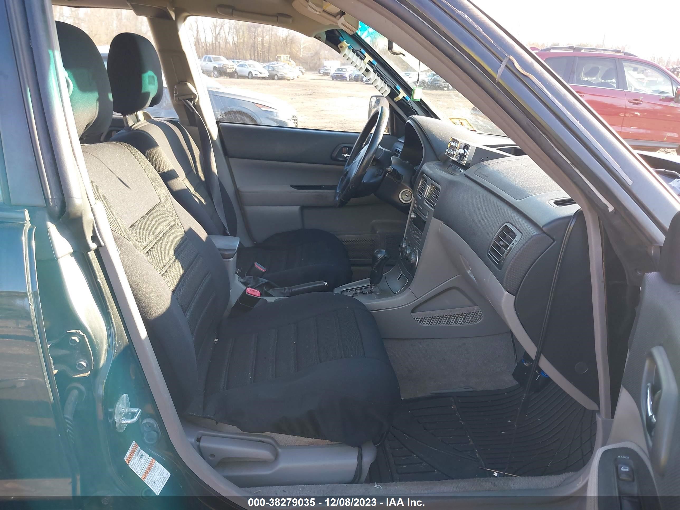 Photo 4 VIN: JF1SG65604H748796 - SUBARU FORESTER 