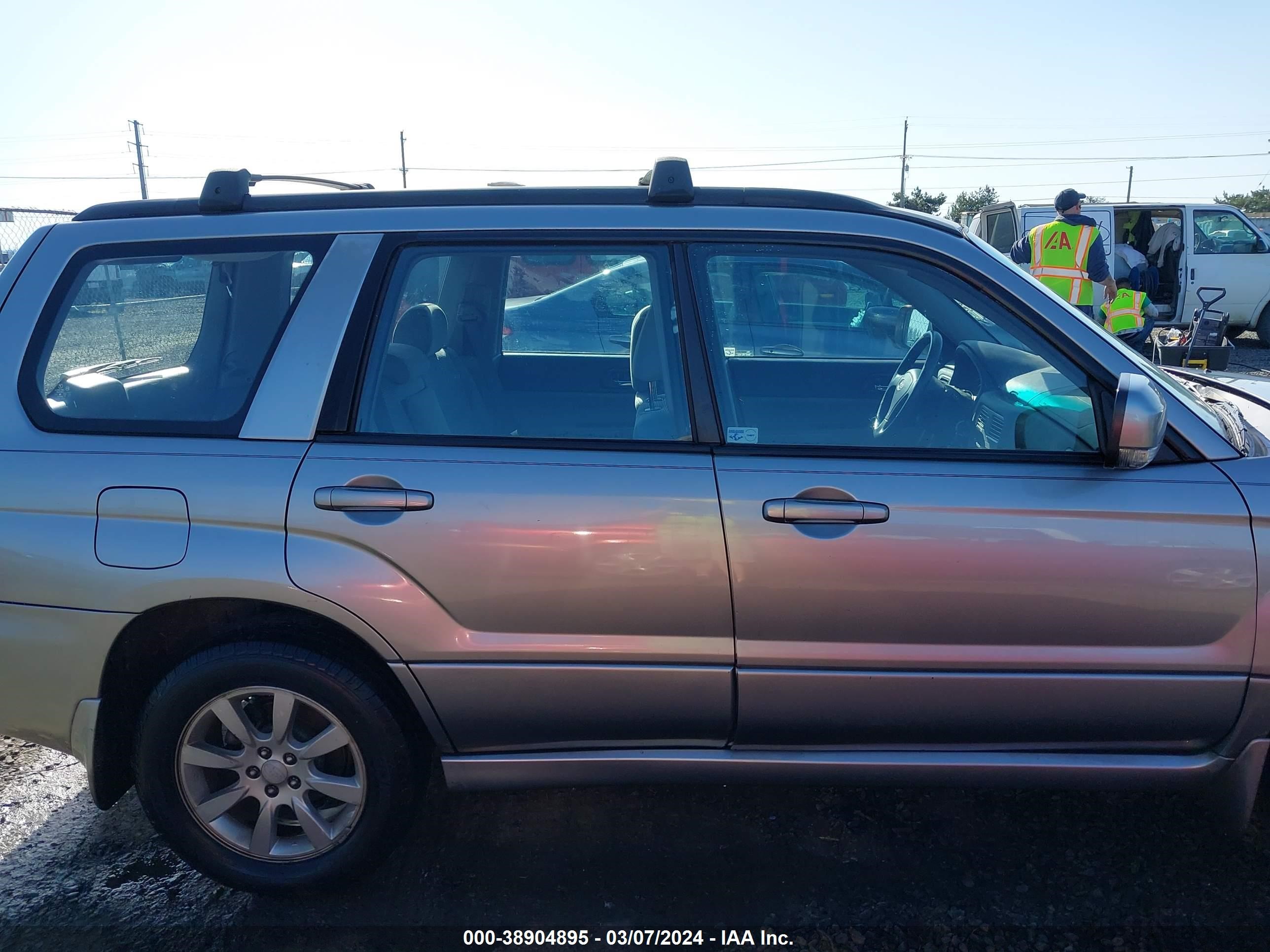 Photo 13 VIN: JF1SG65607G737193 - SUBARU FORESTER 