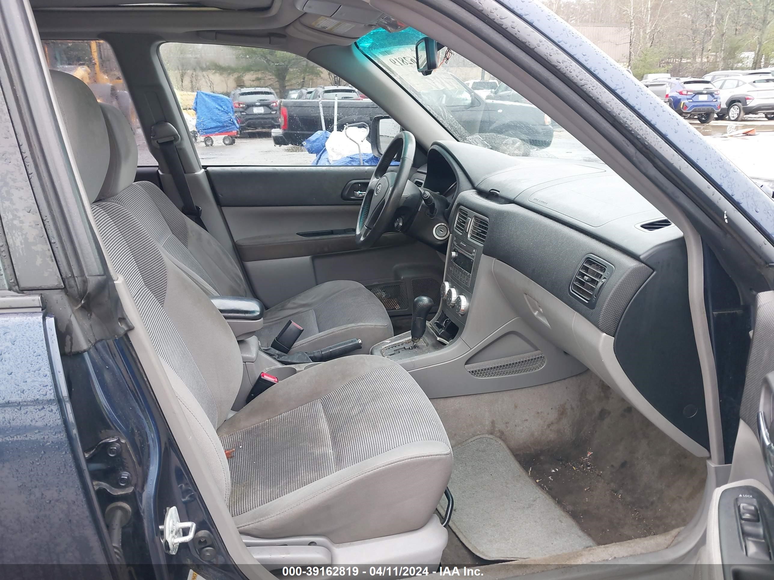 Photo 4 VIN: JF1SG65616H748695 - SUBARU FORESTER 