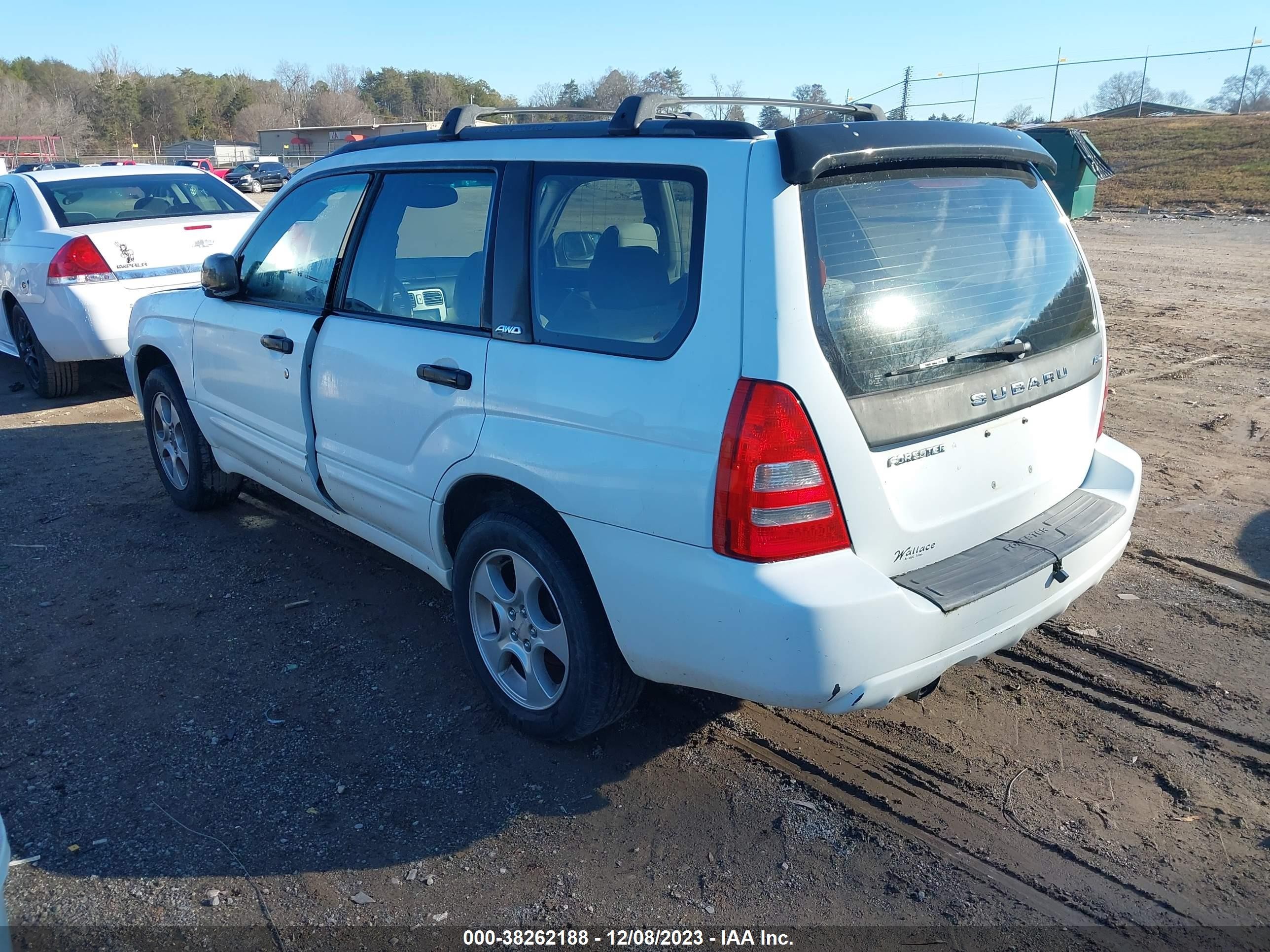 Photo 2 VIN: JF1SG65643H731885 - SUBARU FORESTER 