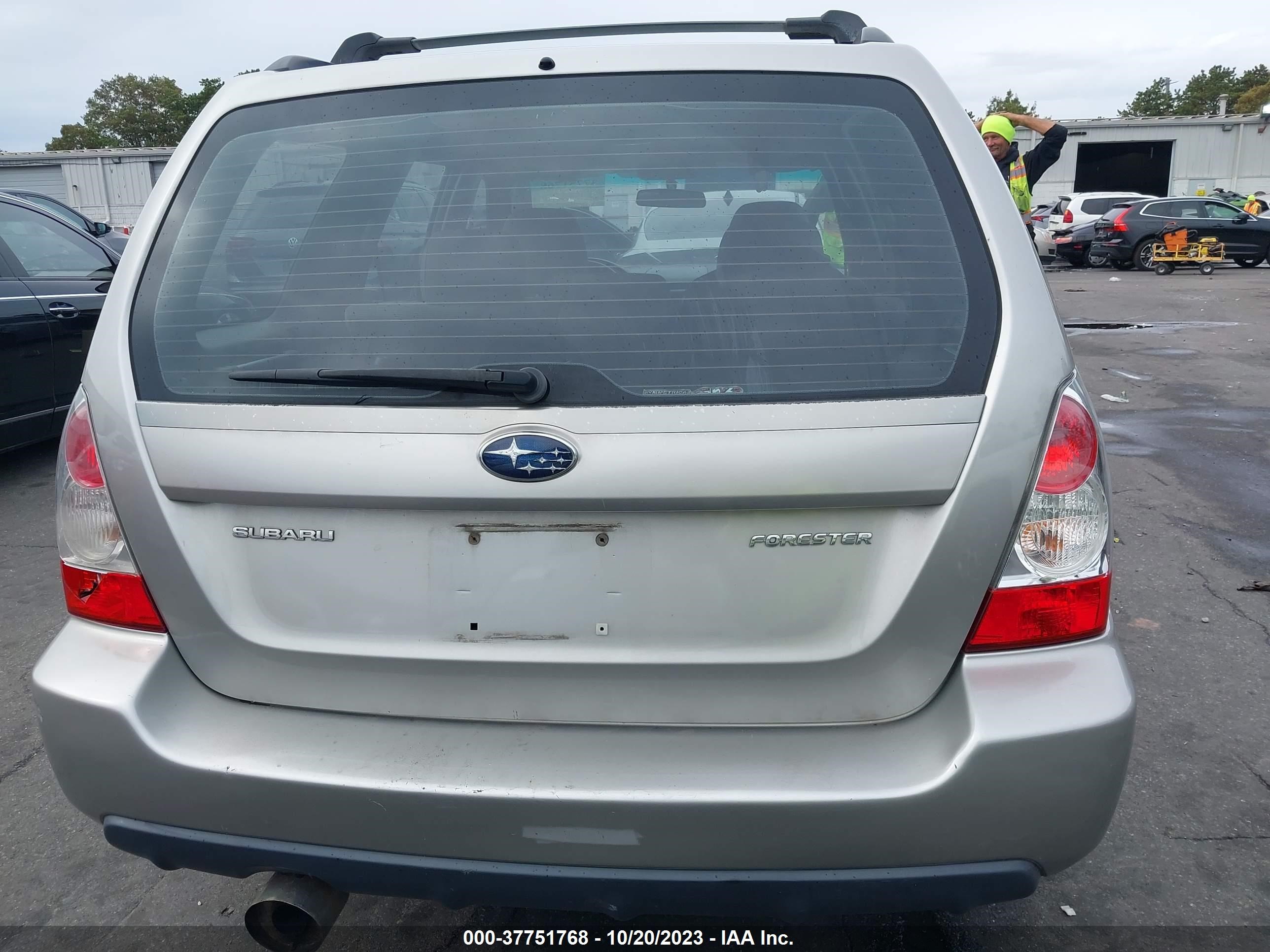 Photo 15 VIN: JF1SG65646H758265 - SUBARU FORESTER 