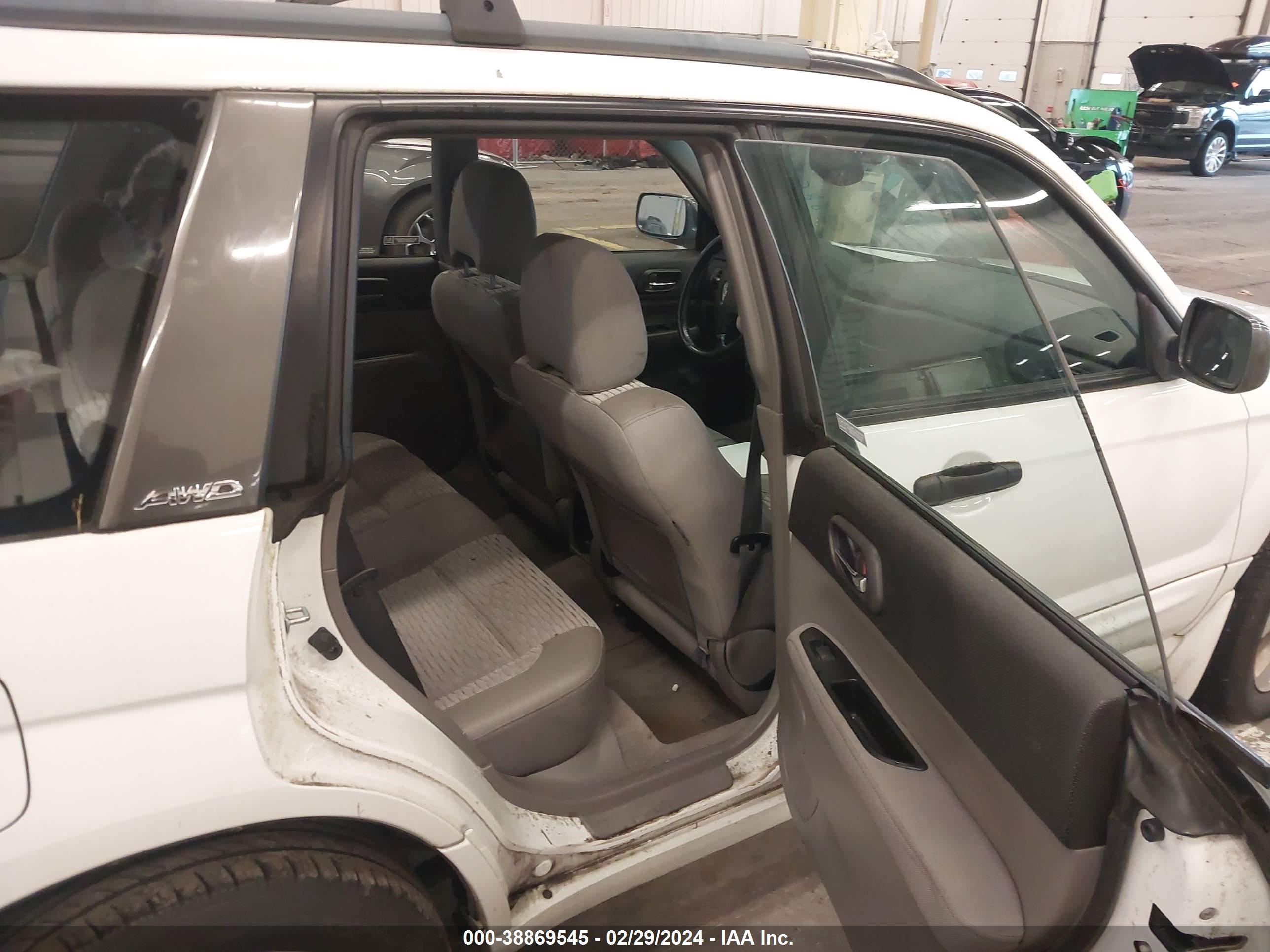 Photo 7 VIN: JF1SG65654H718581 - SUBARU FORESTER 