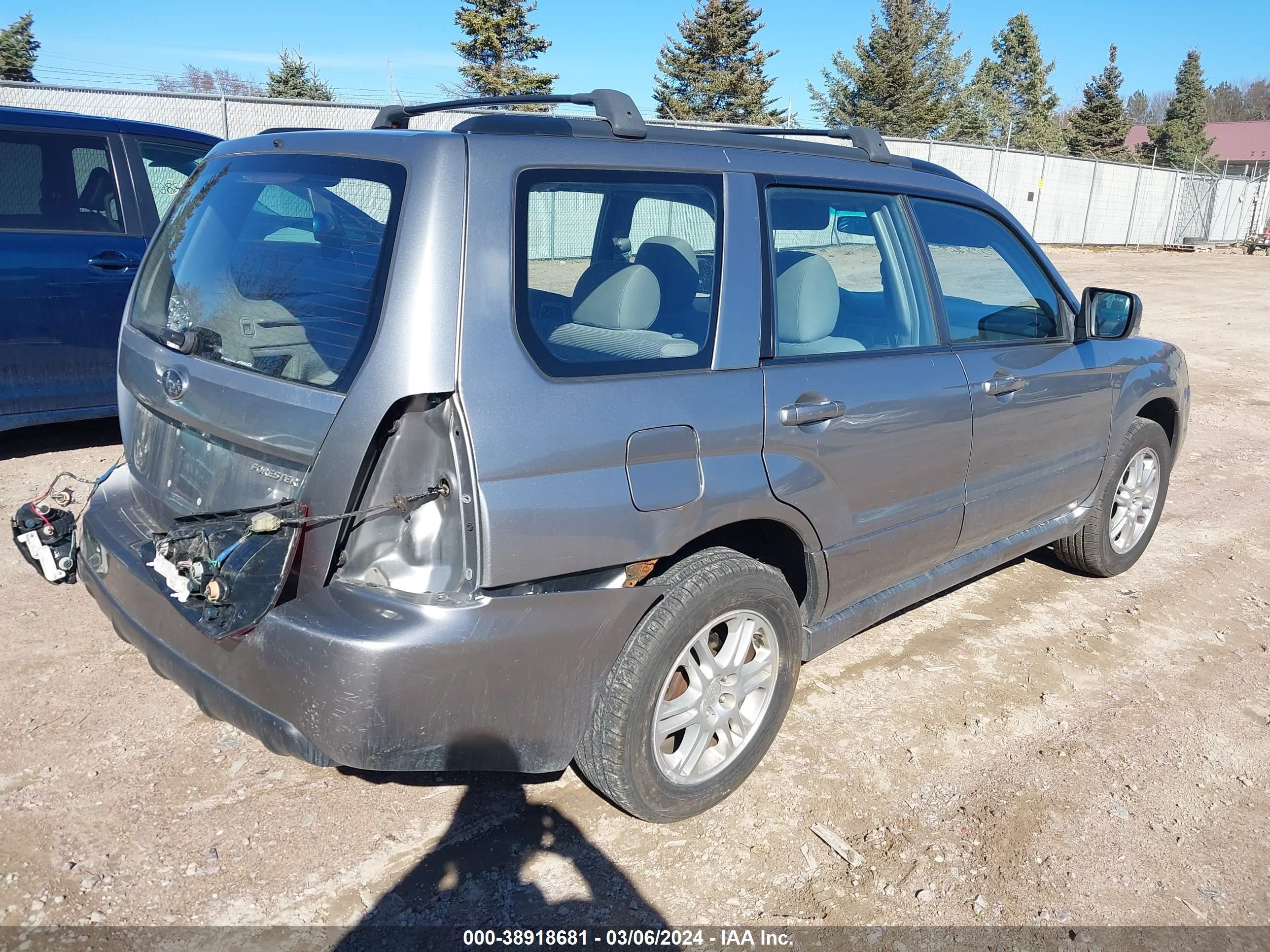 Photo 3 VIN: JF1SG65667H741730 - SUBARU FORESTER 