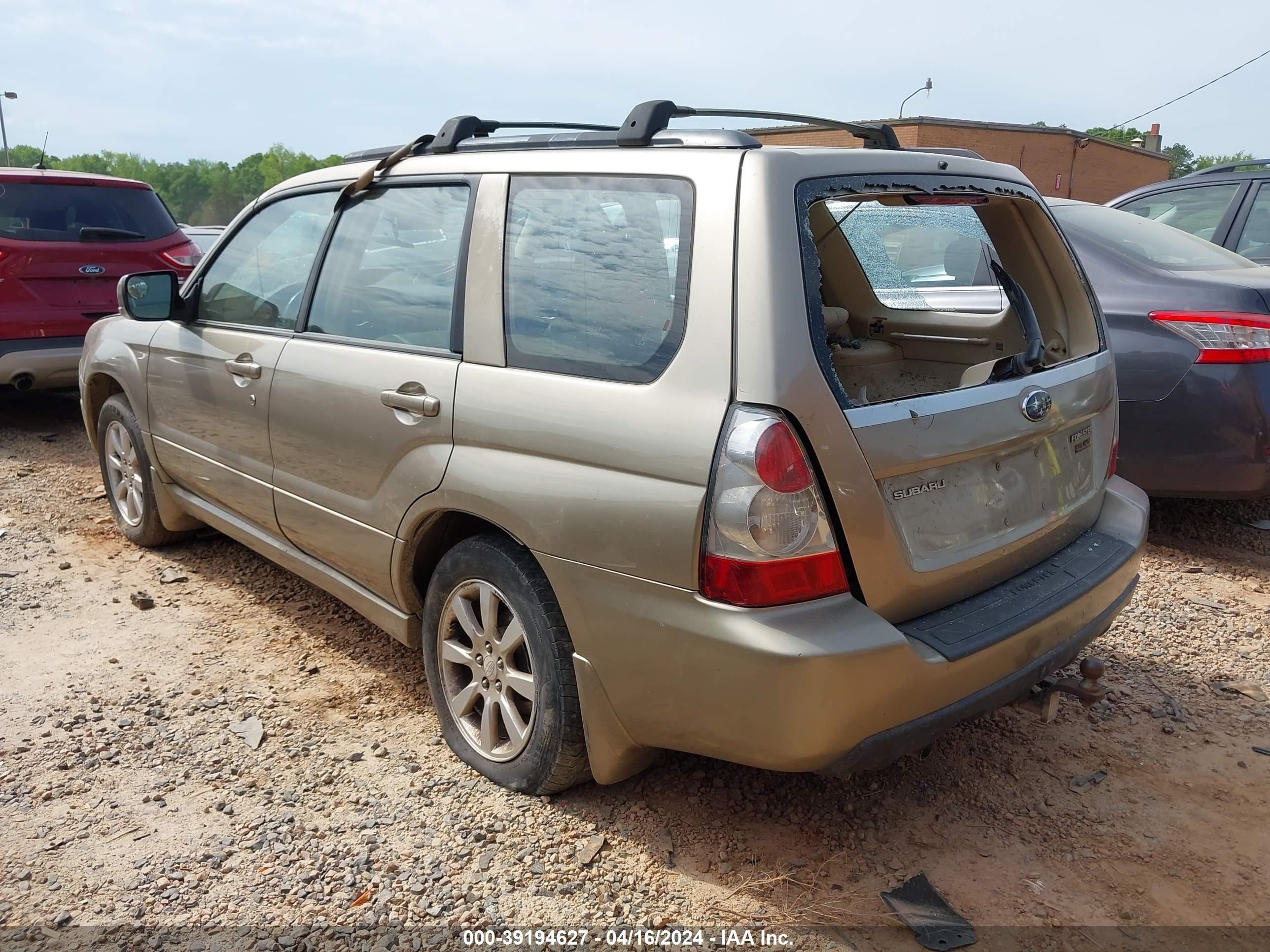 Photo 2 VIN: JF1SG65698H717018 - SUBARU FORESTER 