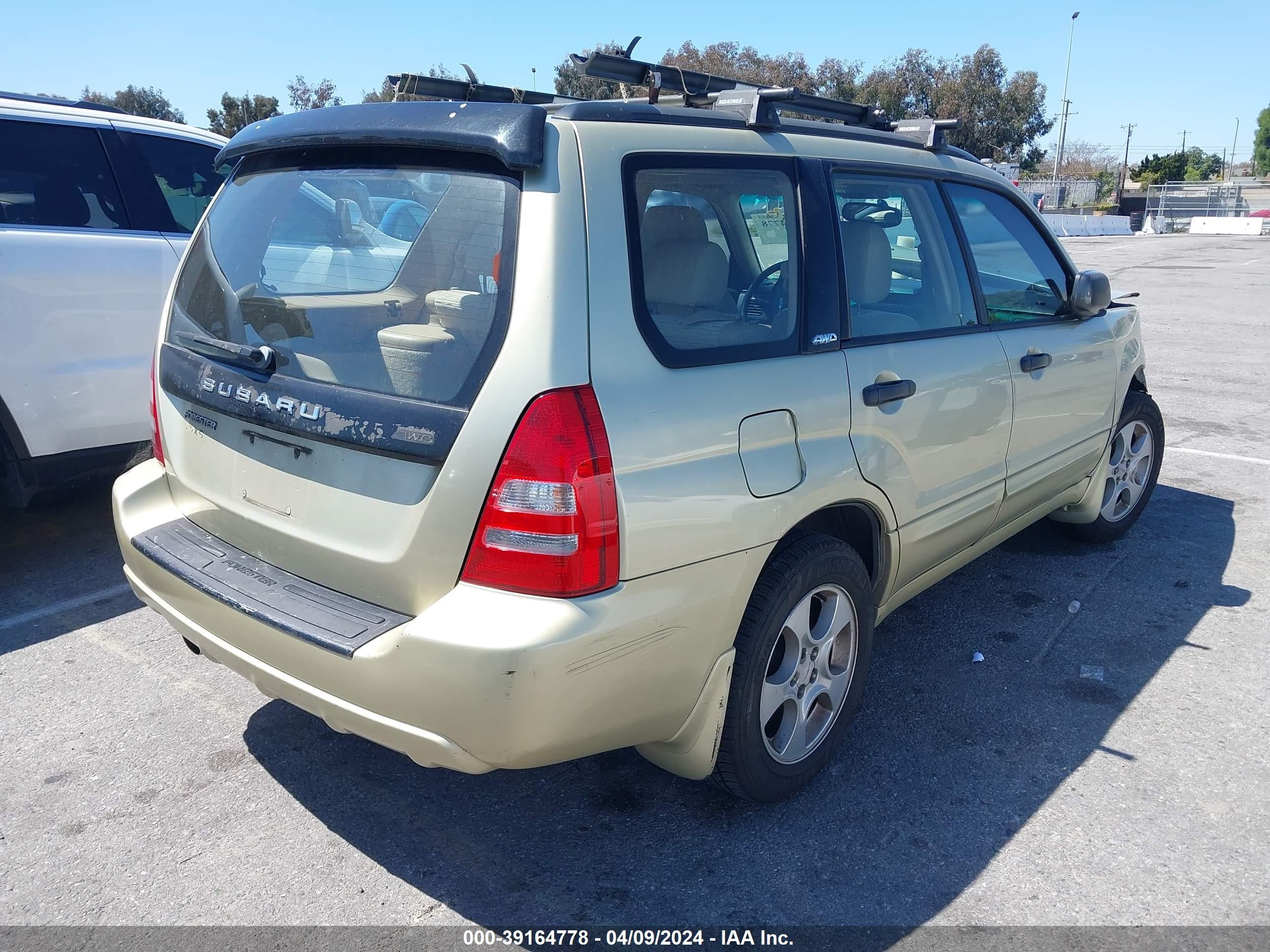 Photo 3 VIN: JF1SG656X4H741841 - SUBARU FORESTER 