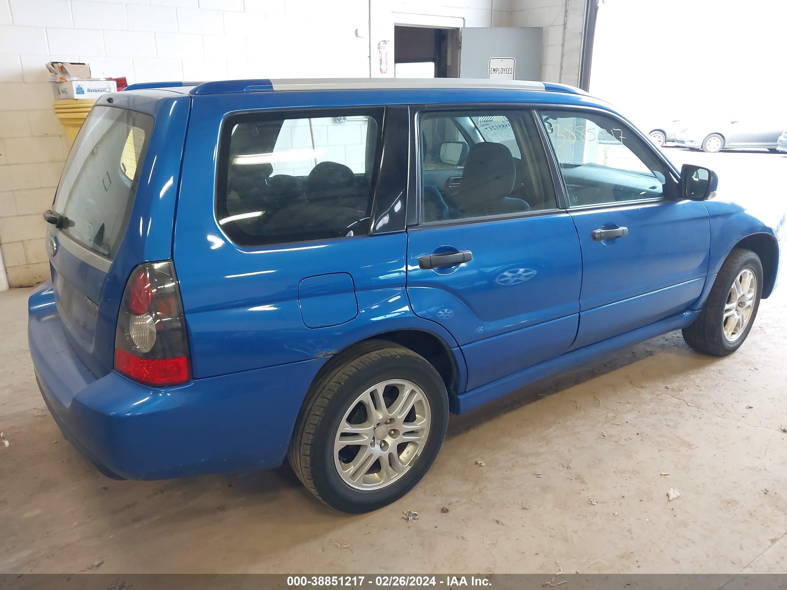 Photo 3 VIN: JF1SG66678H728713 - SUBARU FORESTER 