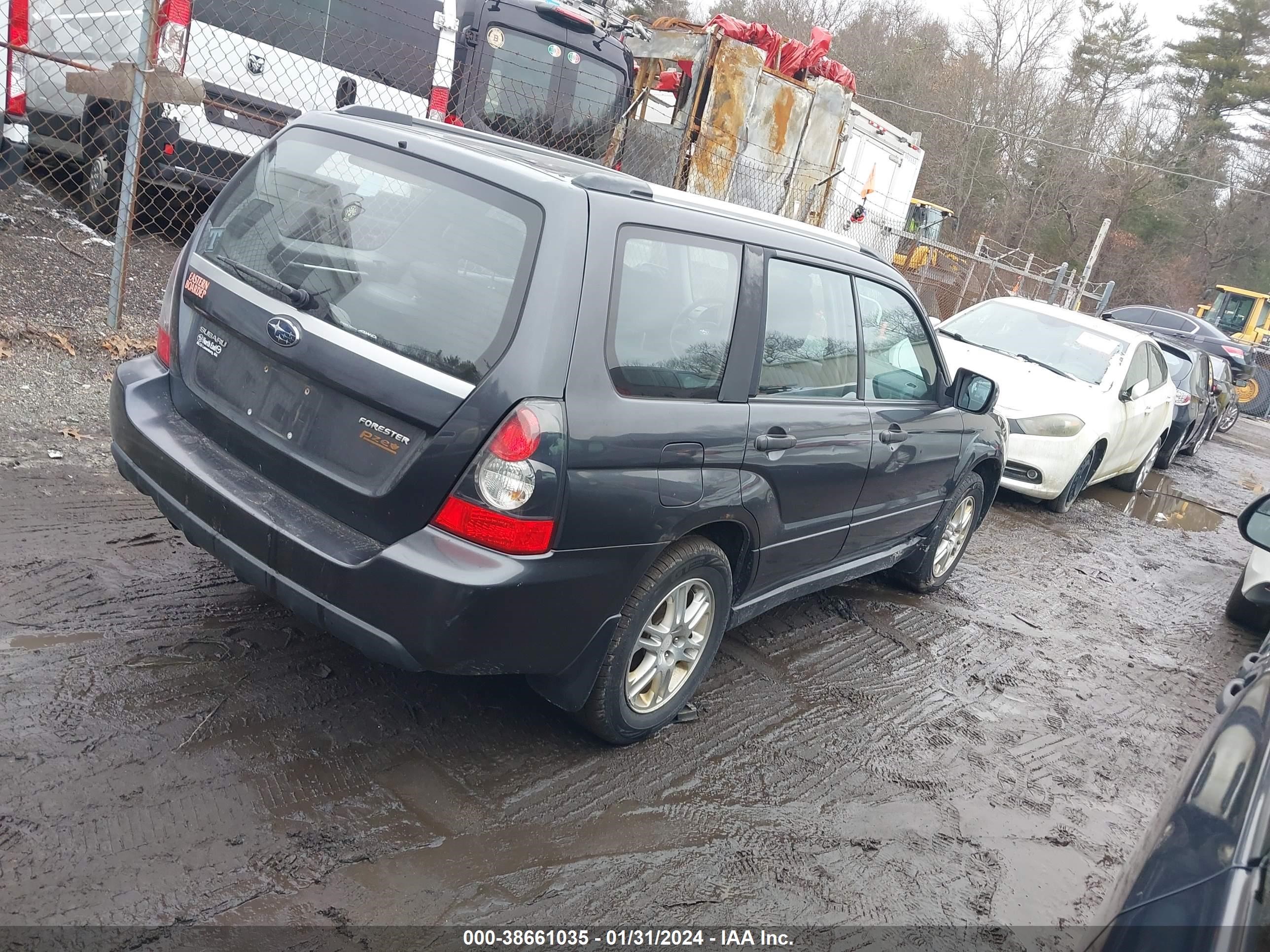 Photo 3 VIN: JF1SG66688H732933 - SUBARU FORESTER 