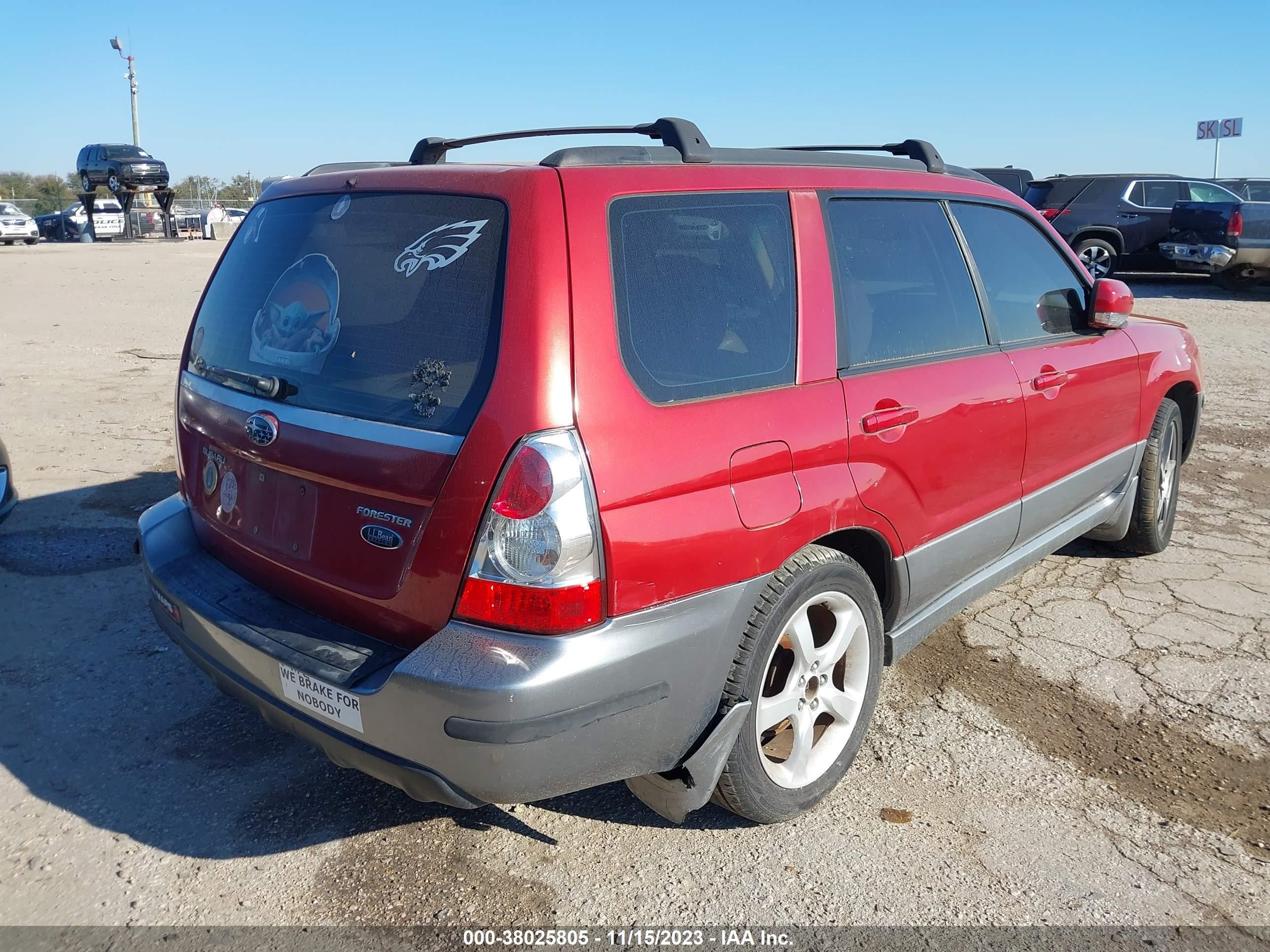 Photo 3 VIN: JF1SG67607H704475 - SUBARU FORESTER 