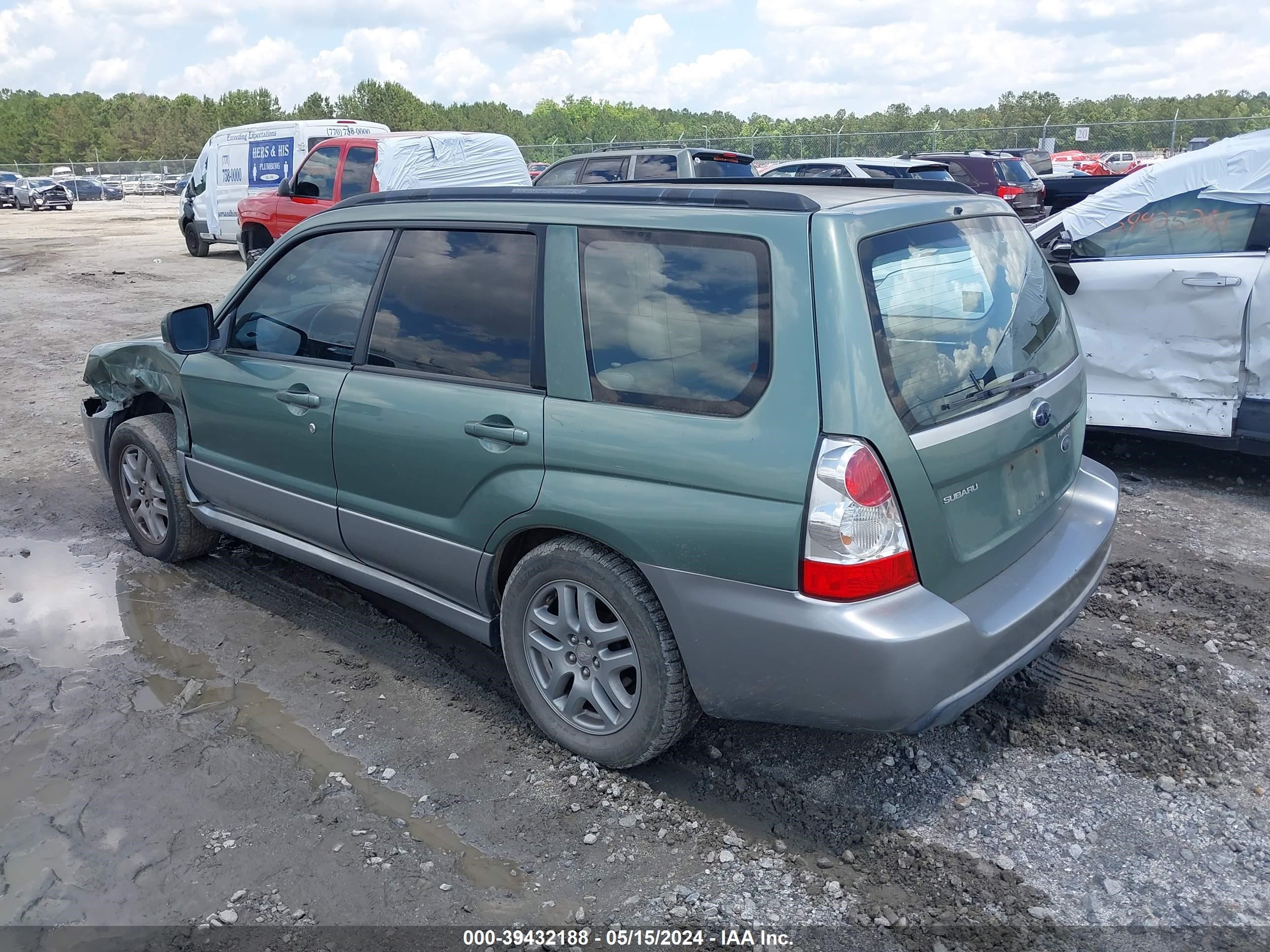 Photo 2 VIN: JF1SG67637H714630 - SUBARU FORESTER 