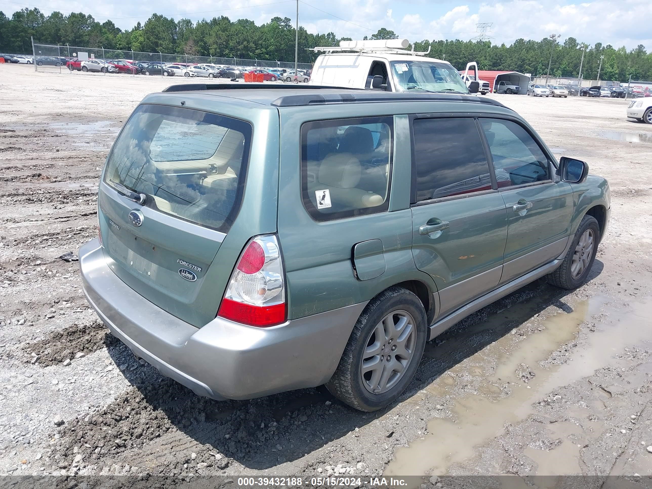 Photo 3 VIN: JF1SG67637H714630 - SUBARU FORESTER 