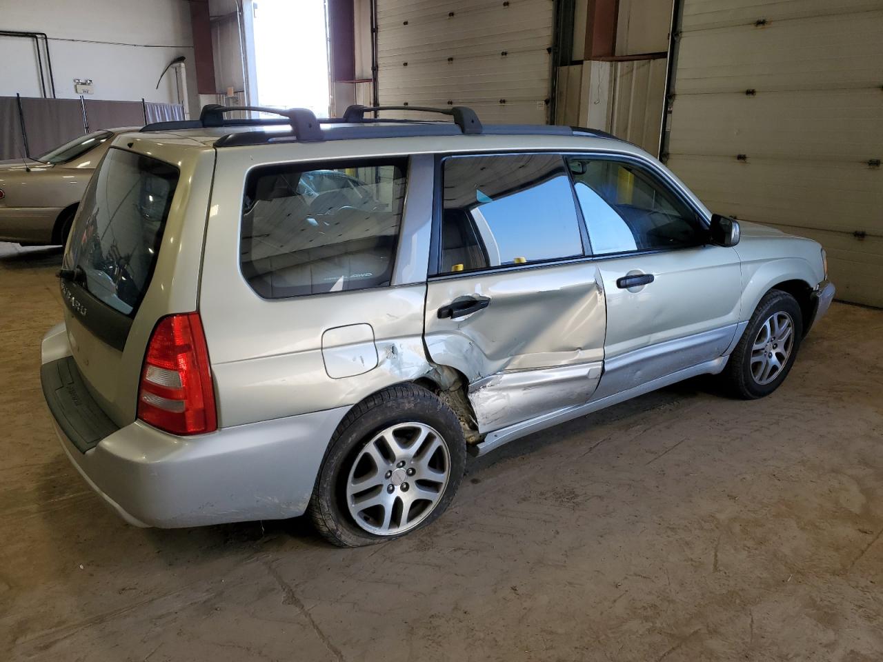 Photo 2 VIN: JF1SG67685H741769 - SUBARU FORESTER 