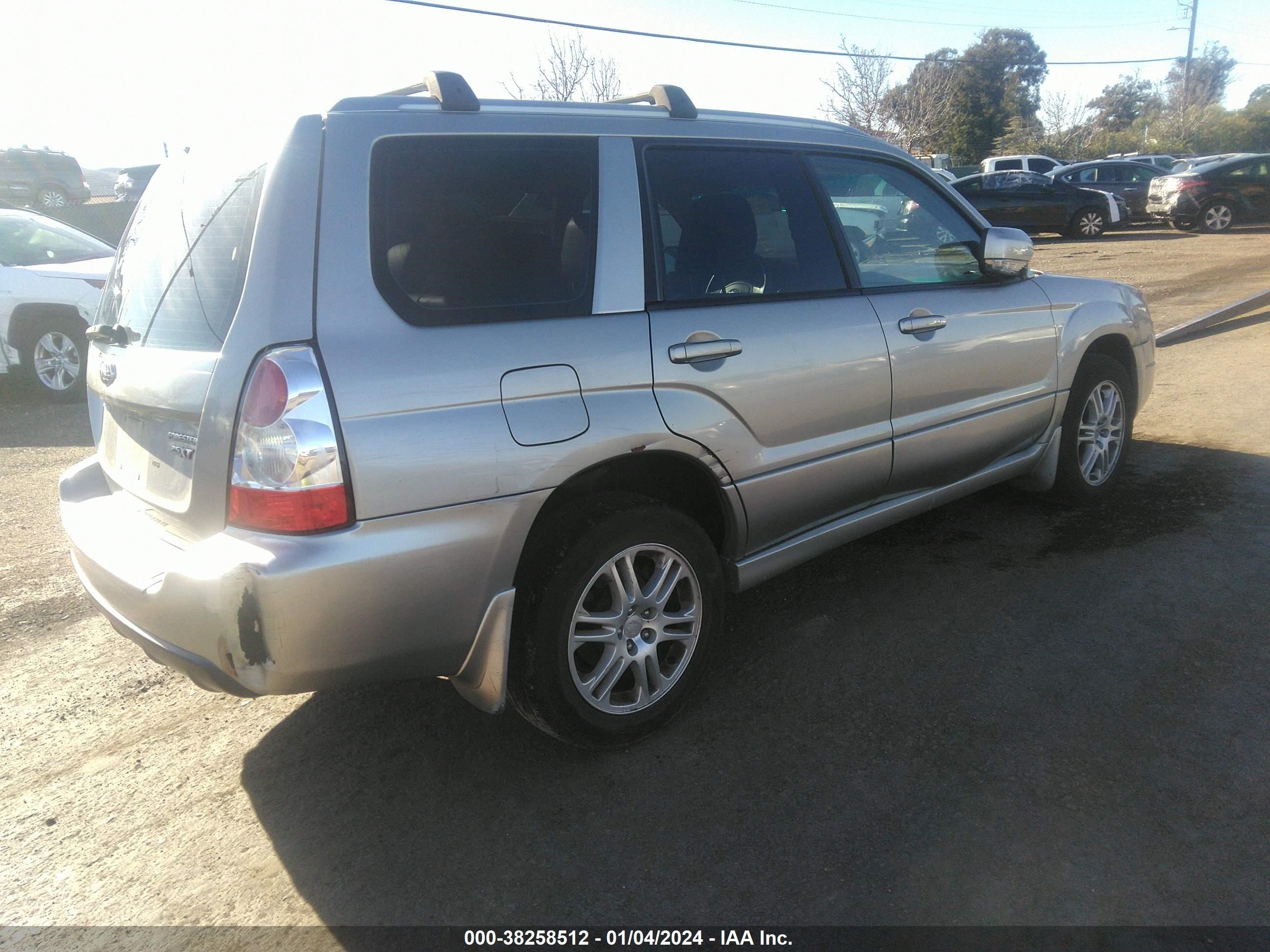 Photo 3 VIN: JF1SG69656H746989 - SUBARU FORESTER 